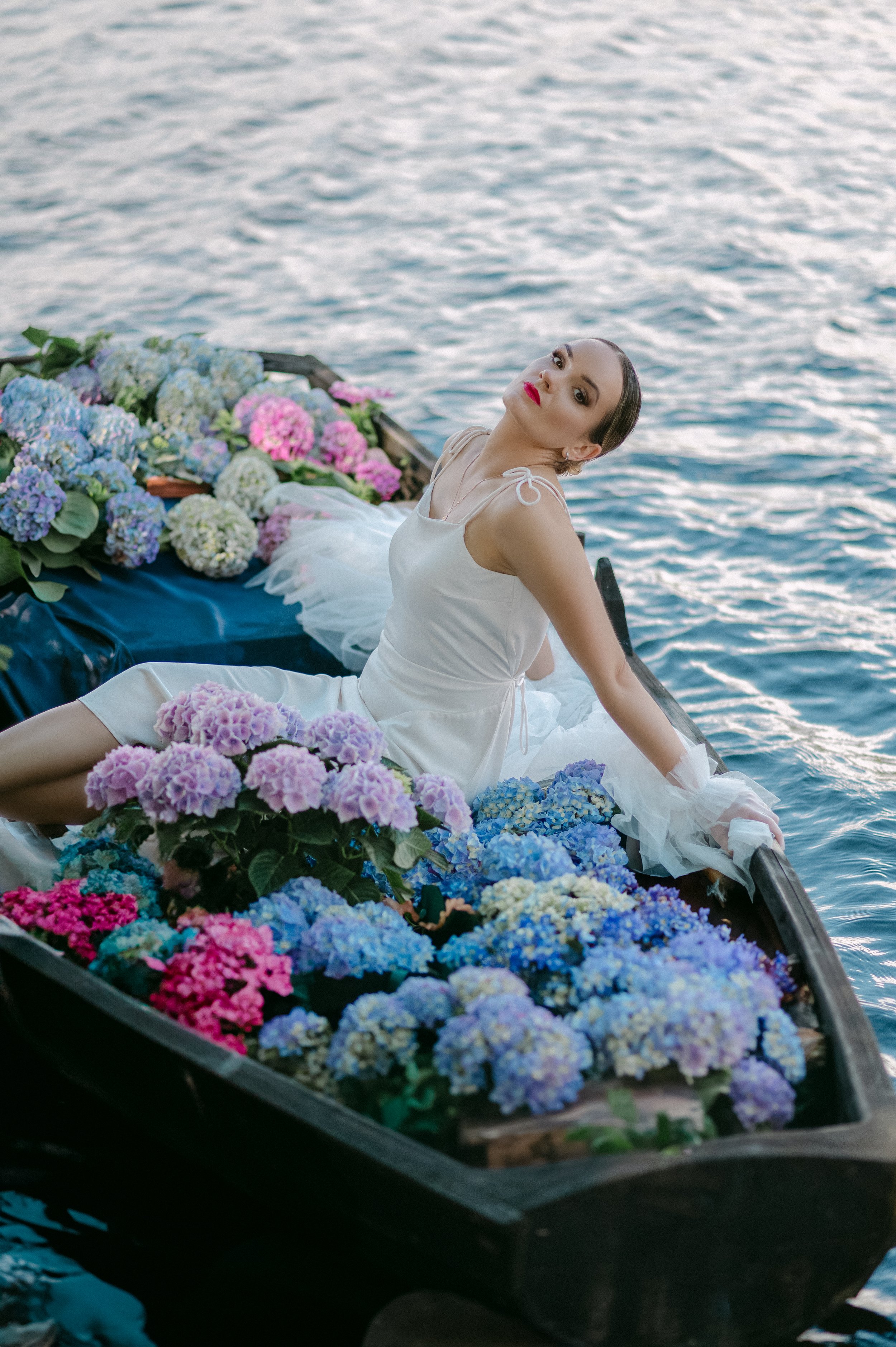 En bryllupsfotografering i Oslo hvor kjærlighet og magiske øyeblikk står i fokus. Jeg spesialiserer meg på bryllupsfotografier i Oslo og er klar til å forevige din store dag!
#BryllupsfotografOslo #OsloBryllup #Bryllupsfotograf #OsloWeddingPhotograph