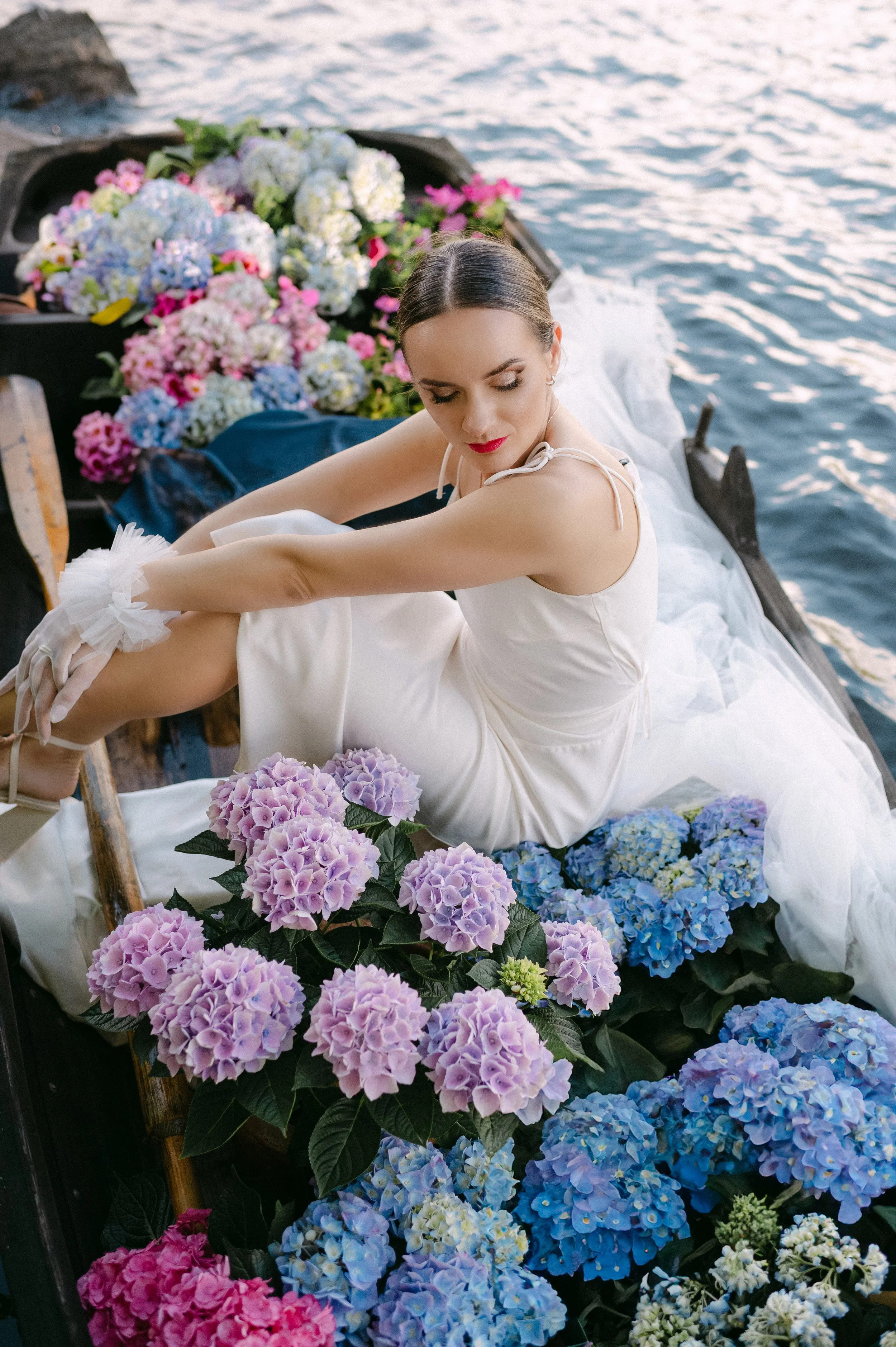 En bryllupsfotografering i Oslo hvor kjærlighet og magiske øyeblikk står i fokus. Jeg spesialiserer meg på bryllupsfotografier i Oslo og er klar til å forevige din store dag!
#BryllupsfotografOslo #OsloBryllup #Bryllupsfotograf #OsloWeddingPhotograph