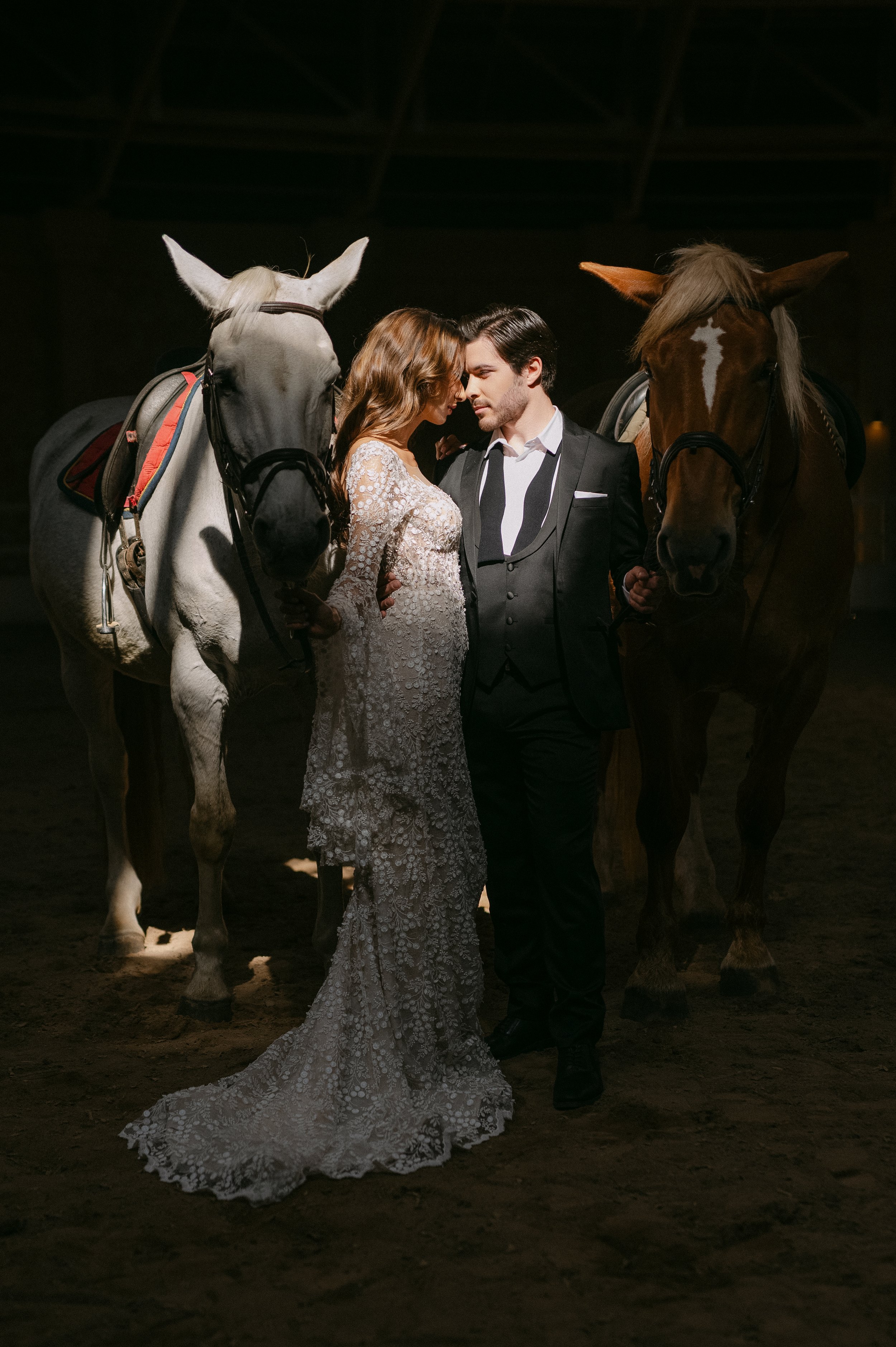 En bryllupsfotografering i Oslo hvor kjærlighet og magiske øyeblikk står i fokus. Jeg spesialiserer meg på bryllupsfotografier i Oslo og er klar til å forevige din store dag!
#BryllupsfotografOslo #OsloBryllup #Bryllupsfotograf #OsloWeddingPhotograph