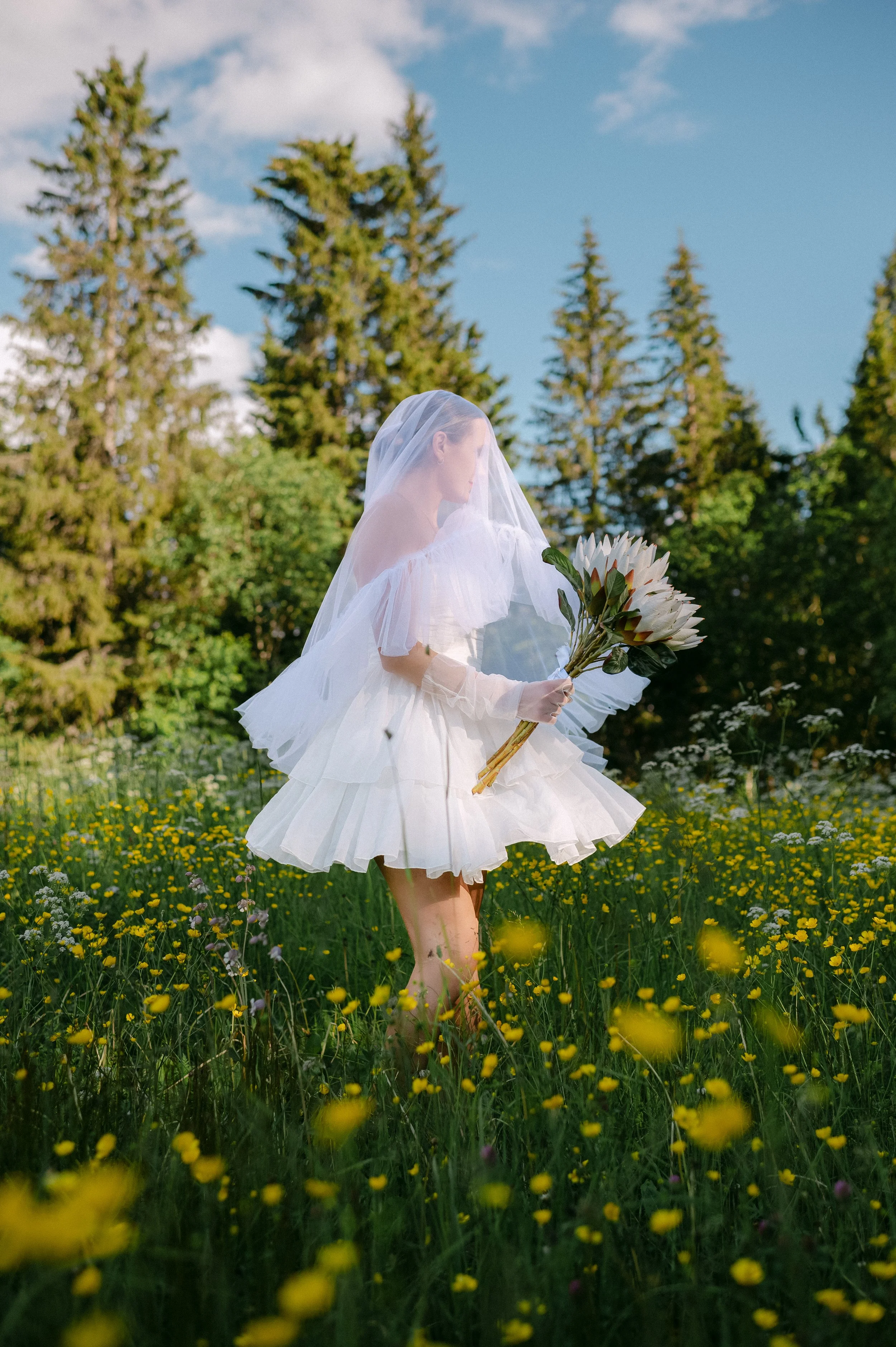 En bryllupsfotografering i Oslo hvor kjærlighet og magiske øyeblikk står i fokus. Jeg spesialiserer meg på bryllupsfotografier i Oslo og er klar til å forevige din store dag!
#BryllupsfotografOslo #OsloBryllup #Bryllupsfotograf #OsloWeddingPhotograph