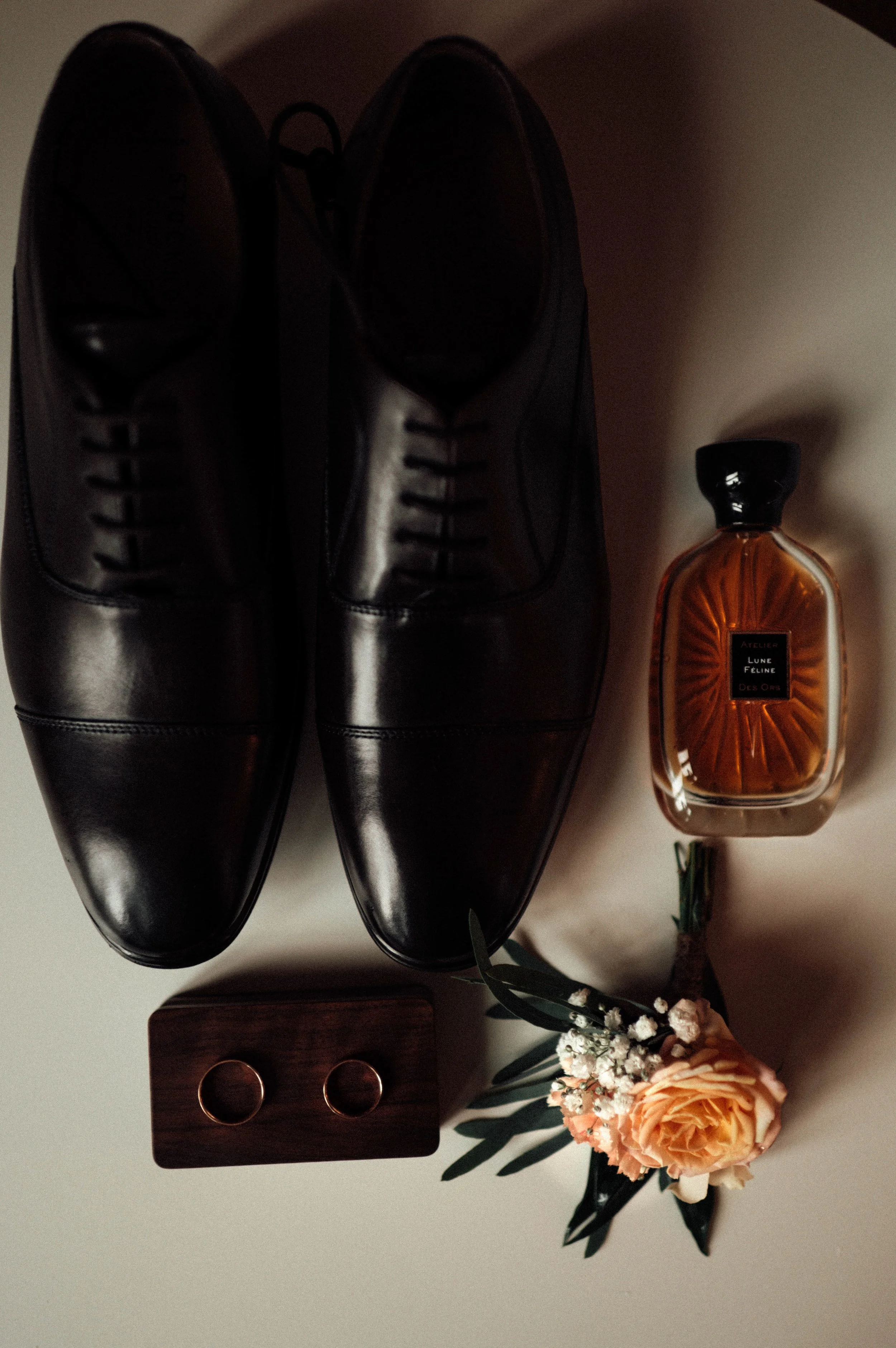 En bryllupsfotografering i Oslo hvor kjærlighet og magiske øyeblikk står i fokus. Jeg spesialiserer meg på bryllupsfotografier i Oslo og er klar til å forevige din store dag!
#BryllupsfotografOslo #OsloBryllup #Bryllupsfotograf #OsloWeddingPhotograph