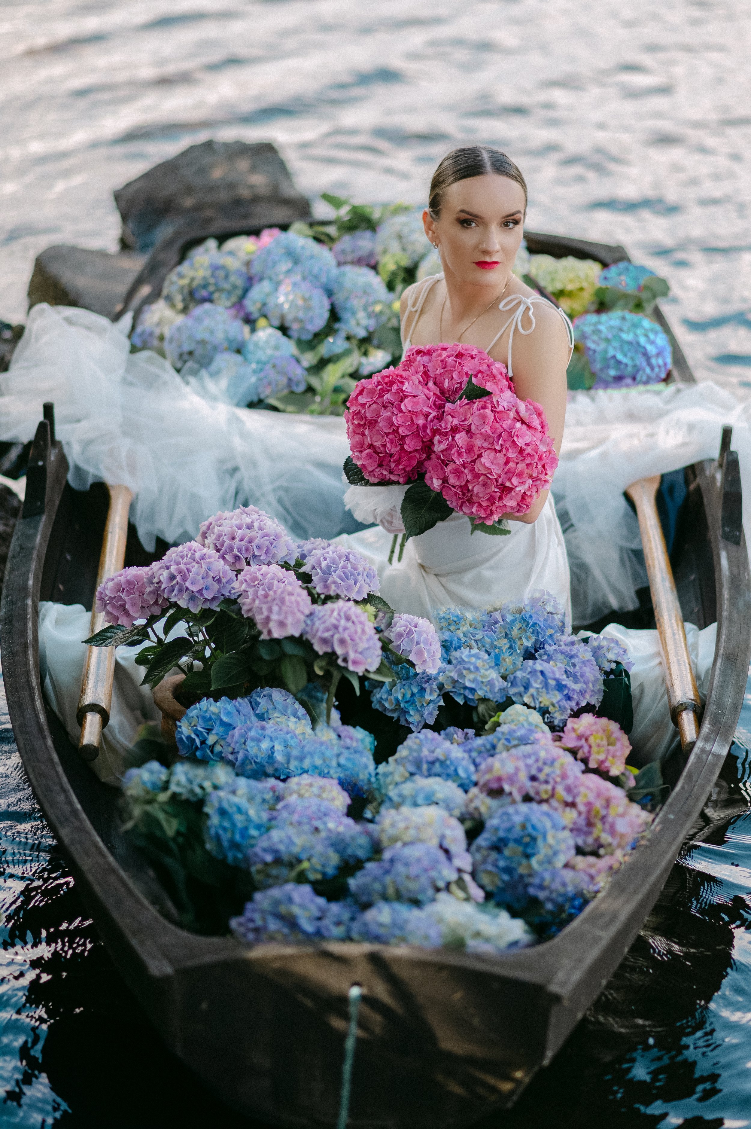 En bryllupsfotografering i Oslo hvor kjærlighet og magiske øyeblikk står i fokus. Jeg spesialiserer meg på bryllupsfotografier i Oslo og er klar til å forevige din store dag!
#BryllupsfotografOslo #OsloBryllup #Bryllupsfotograf #OsloWeddingPhotograph