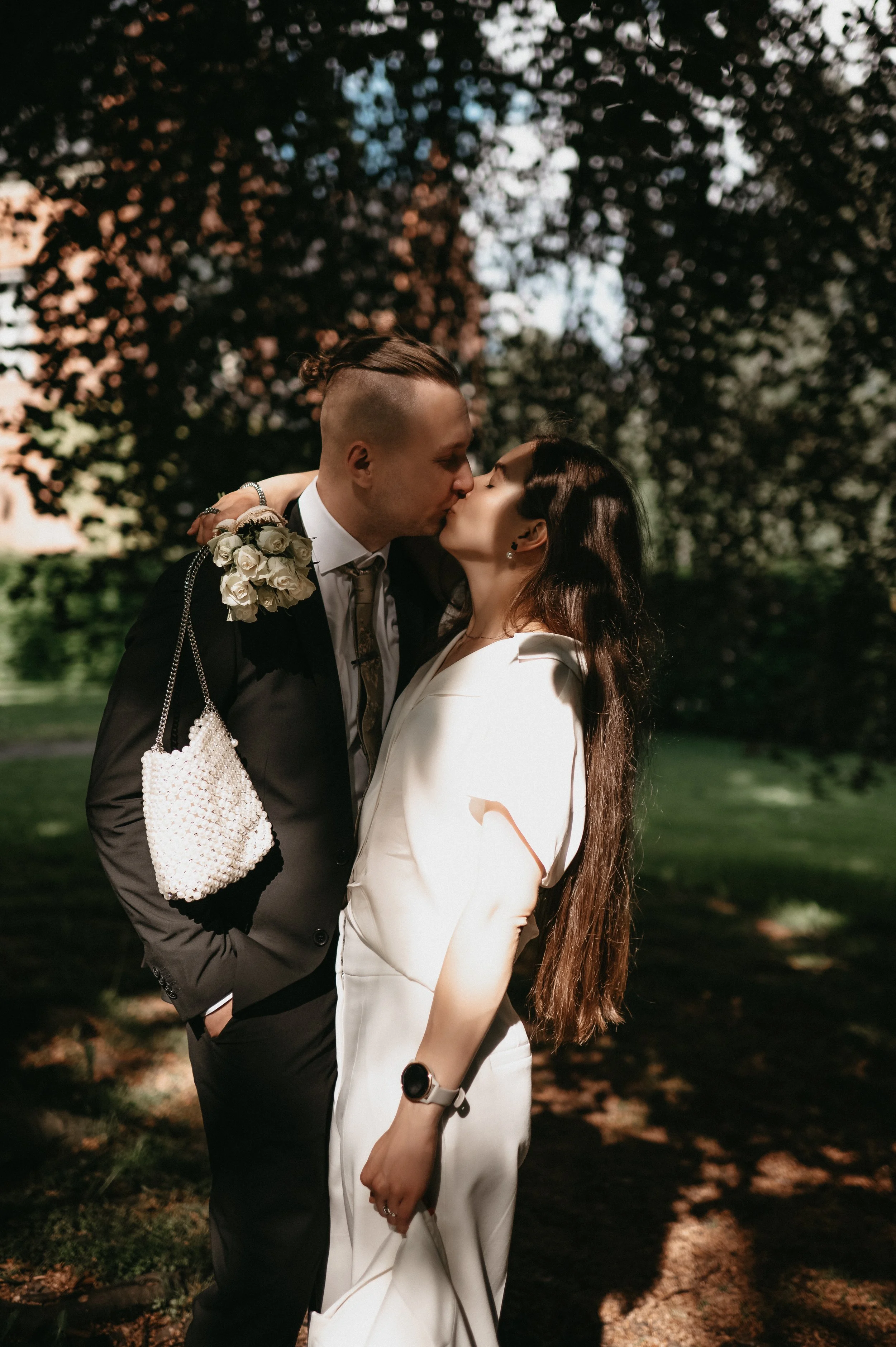 En bryllupsfotografering i Oslo hvor kjærlighet og magiske øyeblikk står i fokus. Jeg spesialiserer meg på bryllupsfotografier i Oslo og er klar til å forevige din store dag!
#BryllupsfotografOslo #OsloBryllup #Bryllupsfotograf #OsloWeddingPhotograph