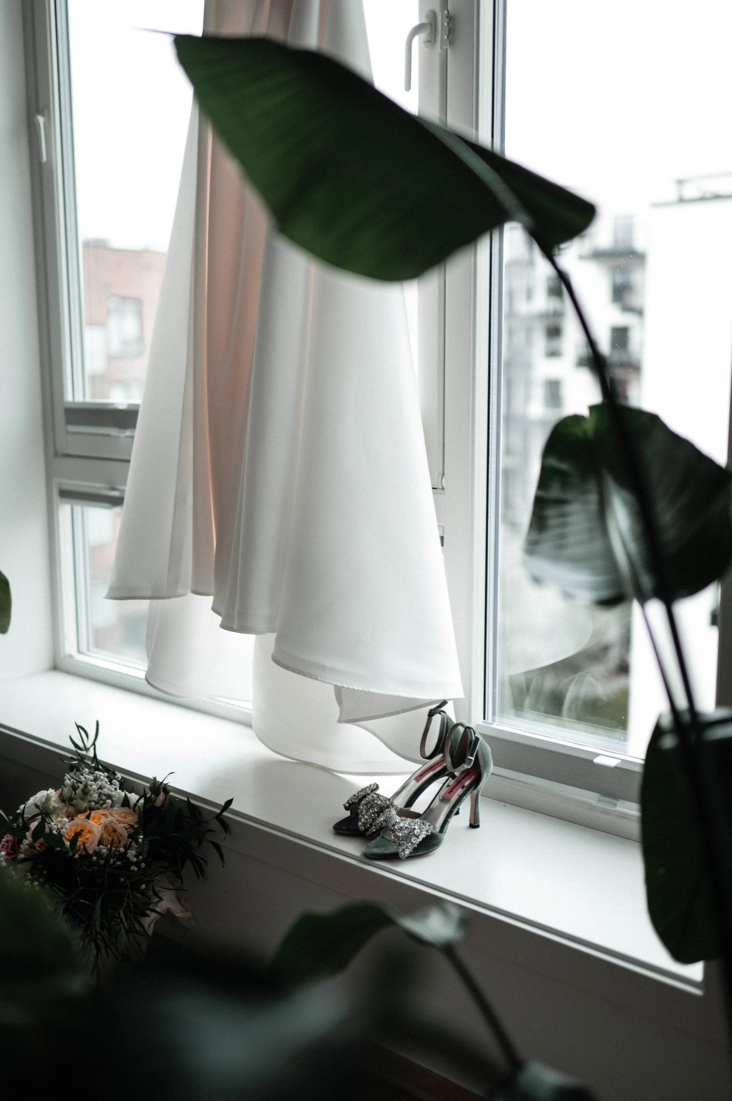 En bryllupsfotografering i Oslo hvor kjærlighet og magiske øyeblikk står i fokus. Jeg spesialiserer meg på bryllupsfotografier i Oslo og er klar til å forevige din store dag!
#BryllupsfotografOslo #OsloBryllup #Bryllupsfotograf #OsloWeddingPhotograph