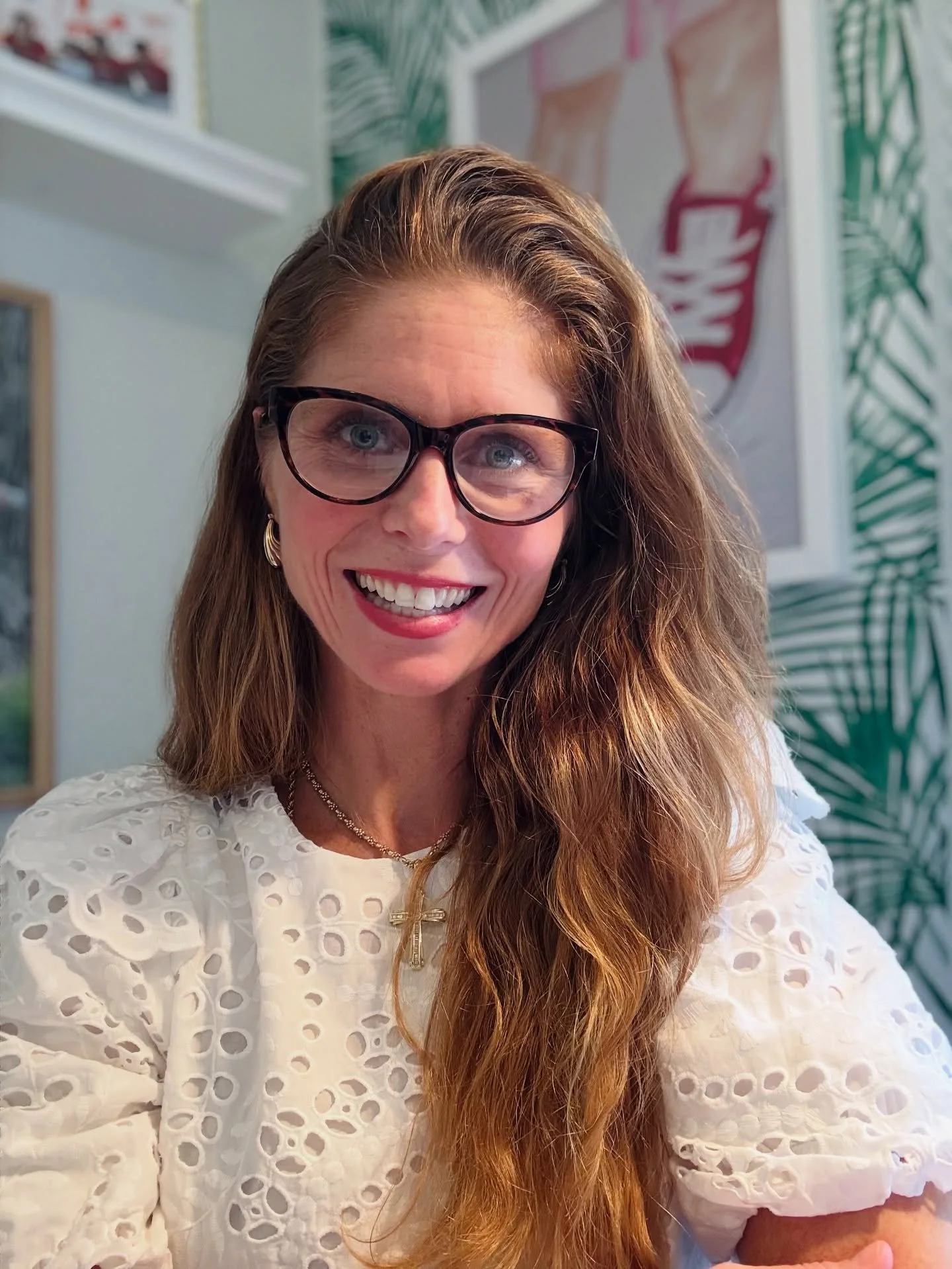 We&rsquo;re excited to announce Lindsey Spangler as the Executive Director of Red Sneakers for Oakley! Lindsey is a Family Nurse Practitioner, food allergy mom, and the Co-Founder of Red Sneakers Peoria, RSFO&rsquo;s first chapter, where she helped r