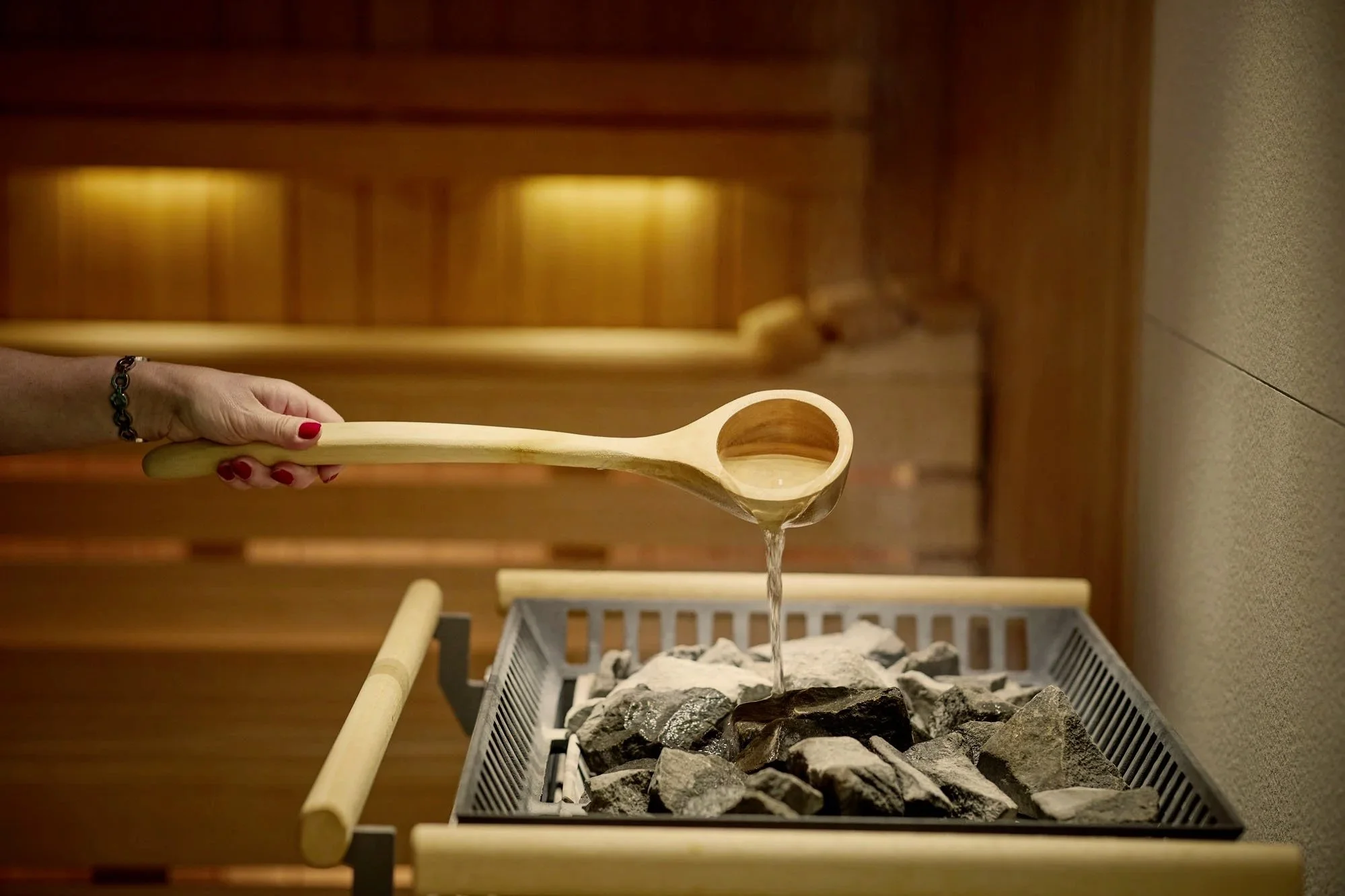 Finnische-Sauna3.jpg