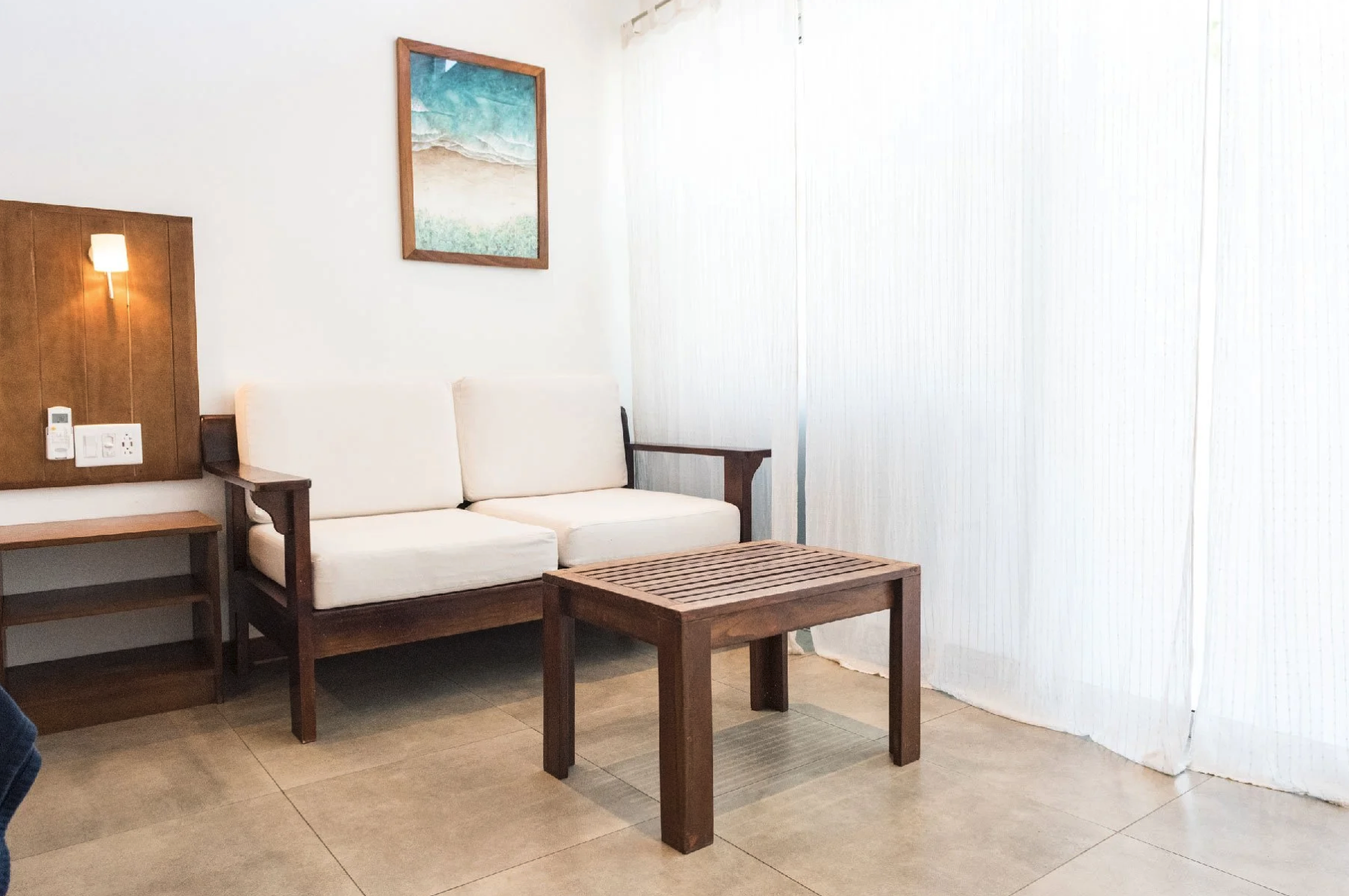 King Bedroom - Pool Fornt 3.png