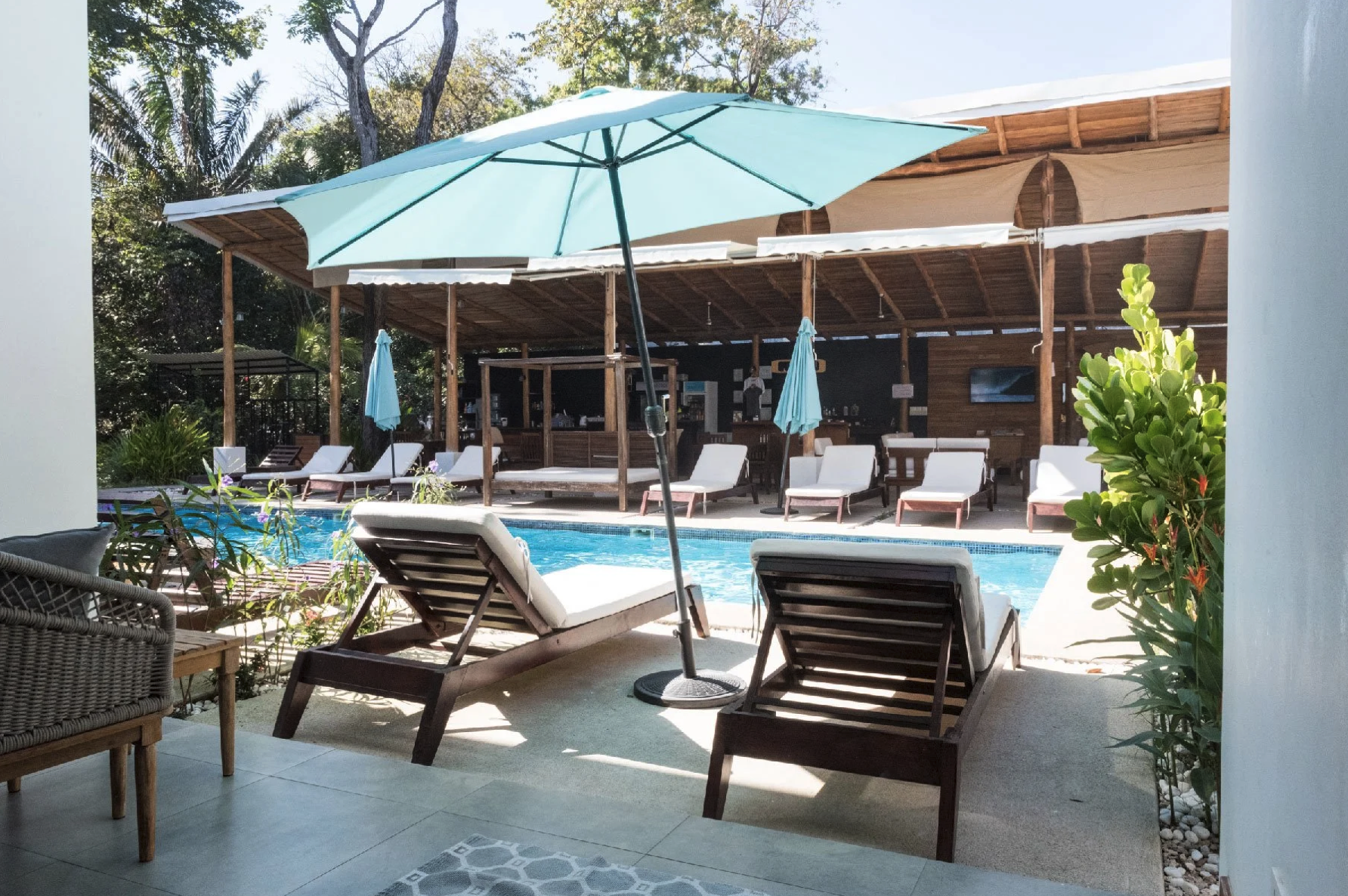 YTT Costa Rica Double Queen - Pool Front 4.png