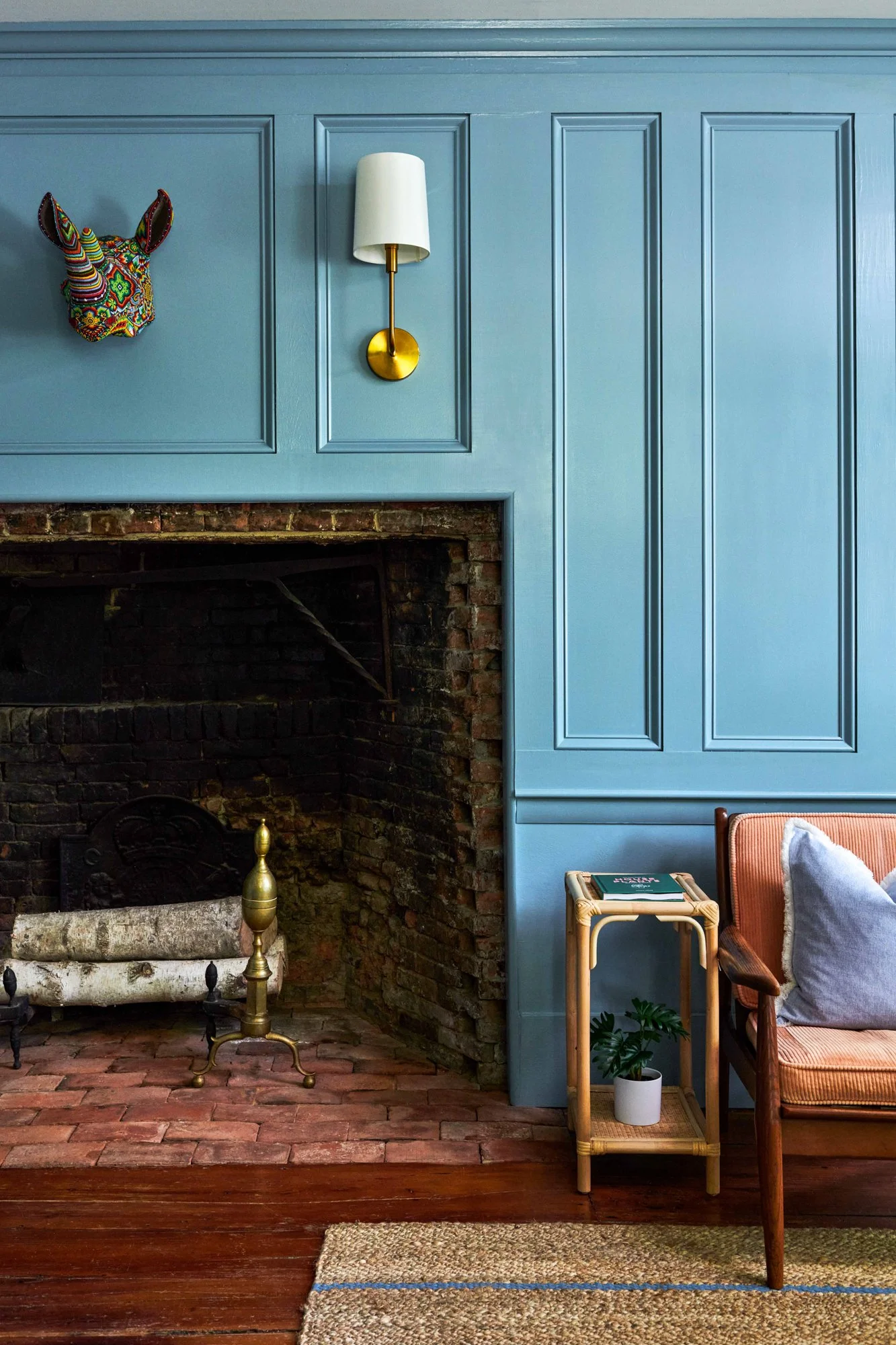 moody-blue-fireplace-kennebunk.jpg