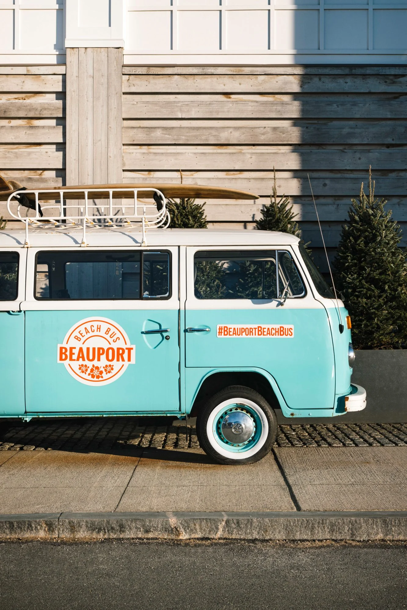 beauport-gloucester-beach-bus.jpg