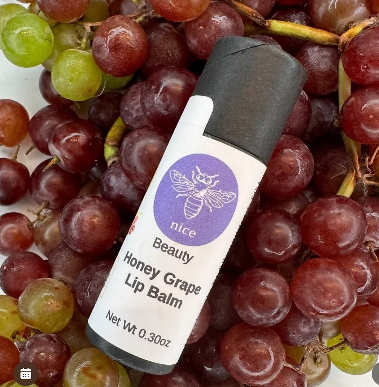 🍇🍇🍇 Honey Grape Lip Balm 🍇🍇🍇. Best seller and fan favorite our lip balm hydrates lips 🍇🍇🍇 Made with  Vitamin E, Coconut oil, local beeswax from @honeyshacknm 🍇🍇🍇 Awesome flavor too makes this an instant favorite 🍇🍇🍇 Get yours @whatsins