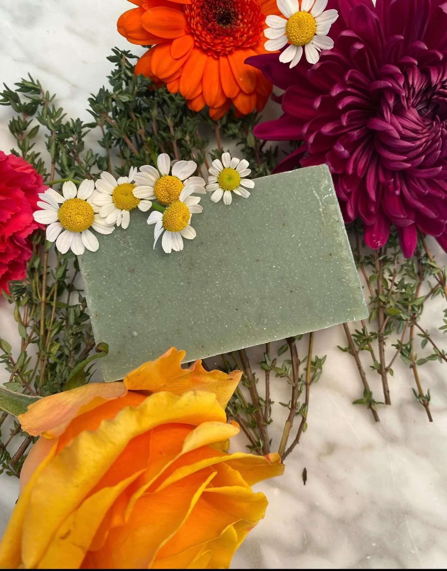 🌱 🐝 🌱  Thyme Garden Cold Process Soap 🌱 🐝 🌱  Thyme, lemongrass, &amp; lavender male this soap a treat ! 🌱 🐝 🌱 Cleanses skin while also protecting its moisture barrier 🌱 🐝 🌱  Get yours at www.beenicebeauty.com or via DM with free Albuquerq