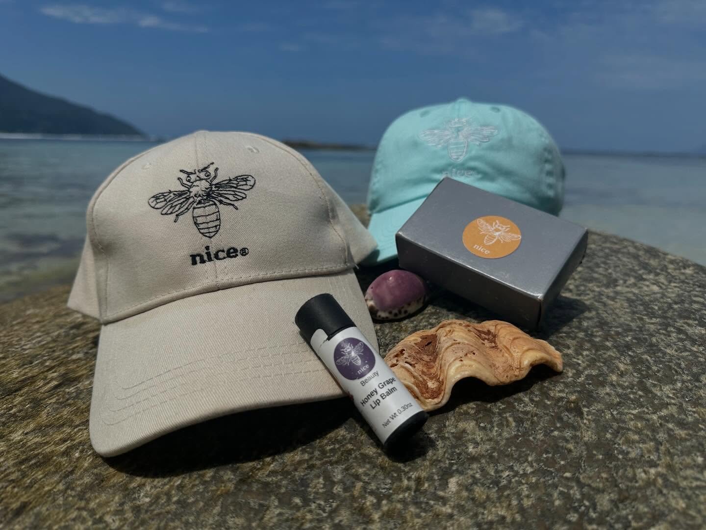 🧢 🐝 🧢 @bee.nicebeauty Base Ball Hats 🧢 🐝 🧢 The perfect beach accessory 🧢 🐝 🧢 Shown in Beige and Turquoise also available in a rainbow 🌈 of colors 🧢 🐝🧢 Available on www.beenicebeauty.com 🧢 🐝 🧢 Thank you to our customers , supporters, &