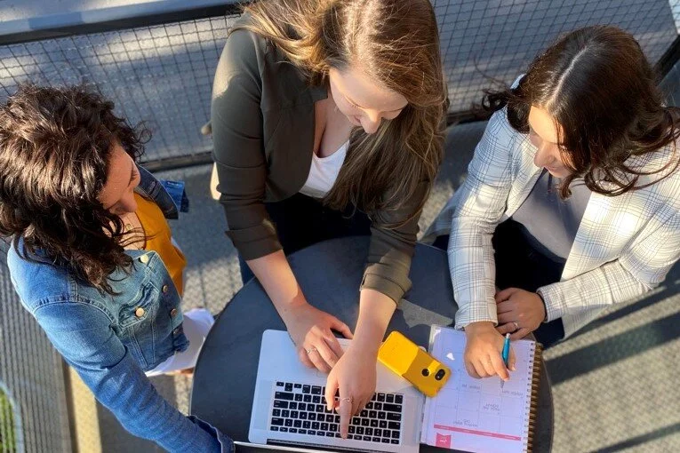 5 Ways Your Business LinkedIn Page Will Attract Top Talent 