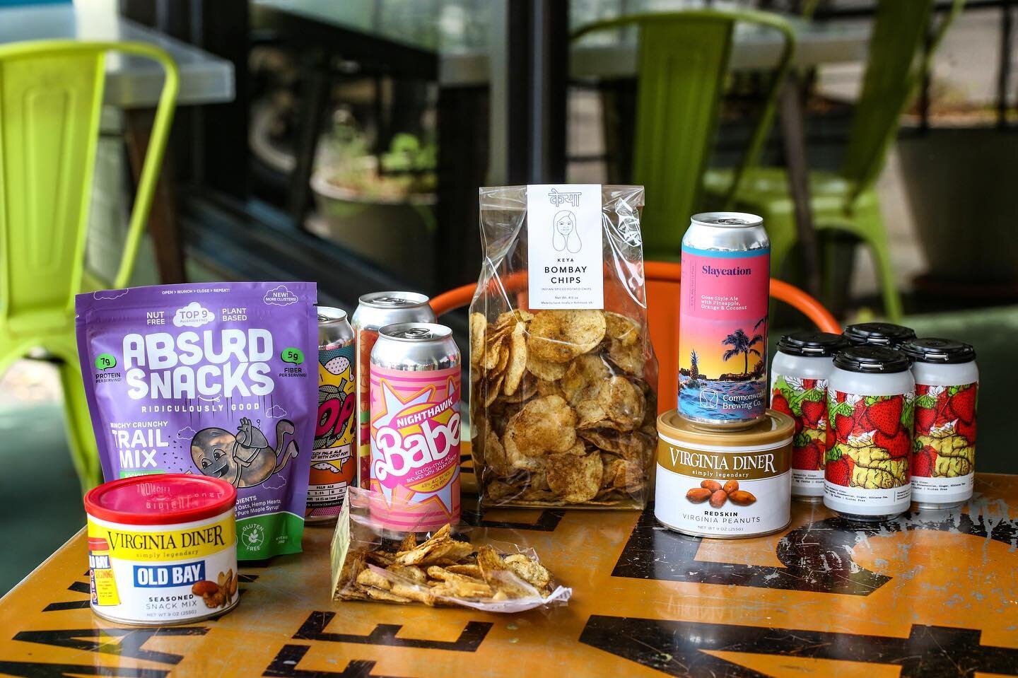 Need some snacks for a day on the river? Here are a few local picks! 🚣🏼&zwj;♀️for a day of fun! 🌞

@ardentcraftales 
@absurd.snacks 
@nighthawkbrewery 
@potterscraftcider 
@vadinerpeanuts 
@keyaandco chips!

#rvariver #rivah #jamesriver #rvaeats #