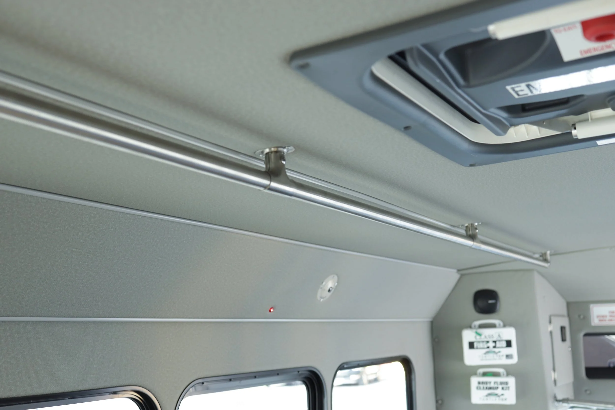 122-Shuttle-Bus-24p-952A9191.jpg