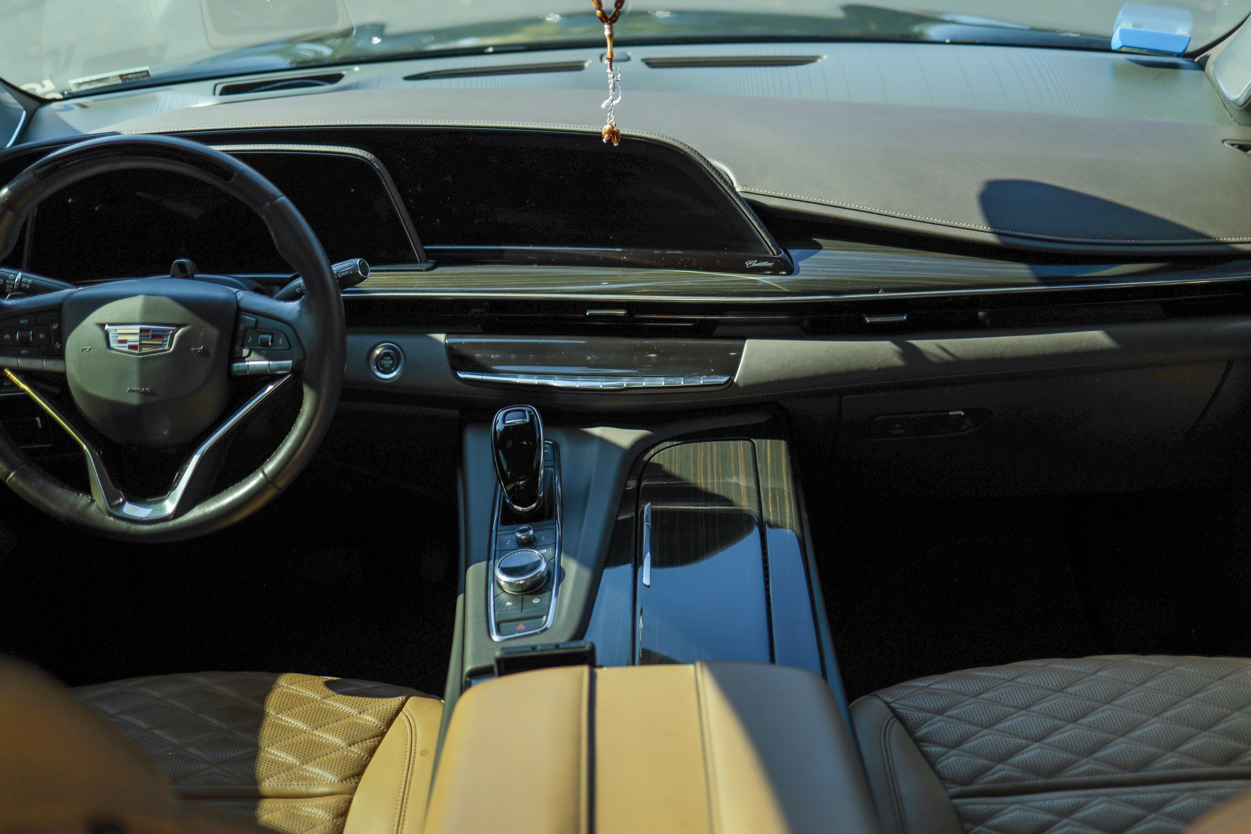 Escalade-952A9093.jpg