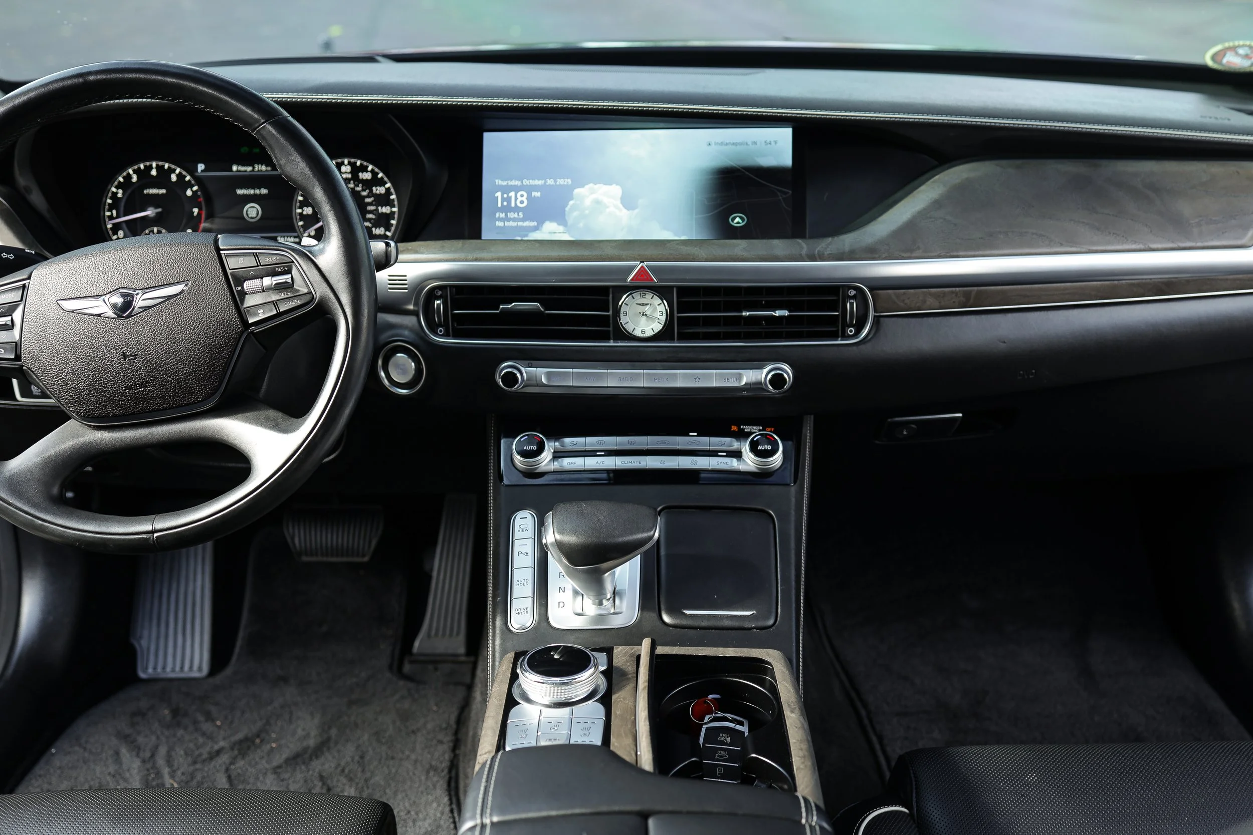 Genesis-952A9022.jpg
