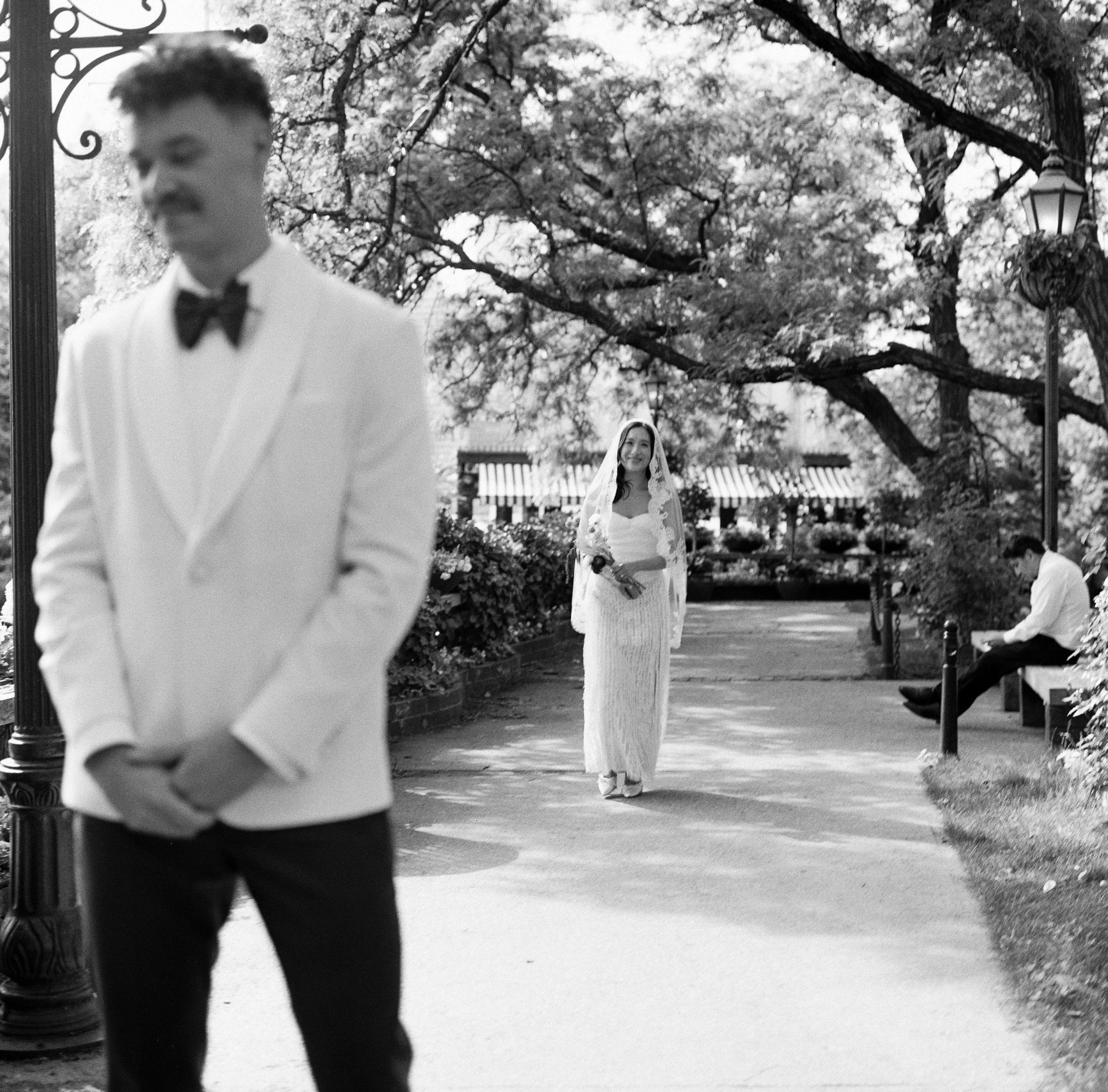 New-york-city-wedding-photographer-river-cafe-first-look-1.jpg