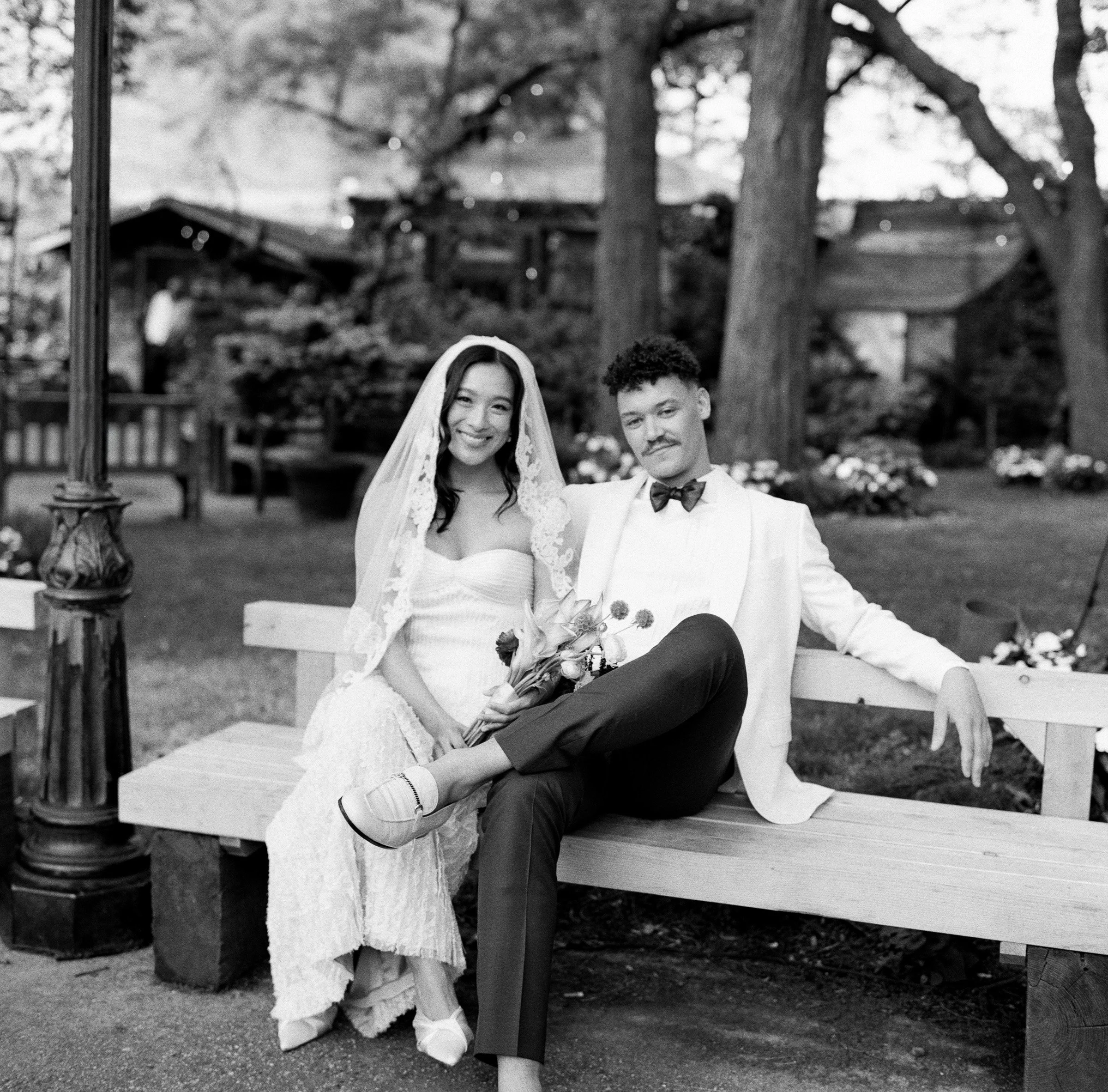 New-york-city-wedding-photographer-river-cafe-first-look-3.jpg