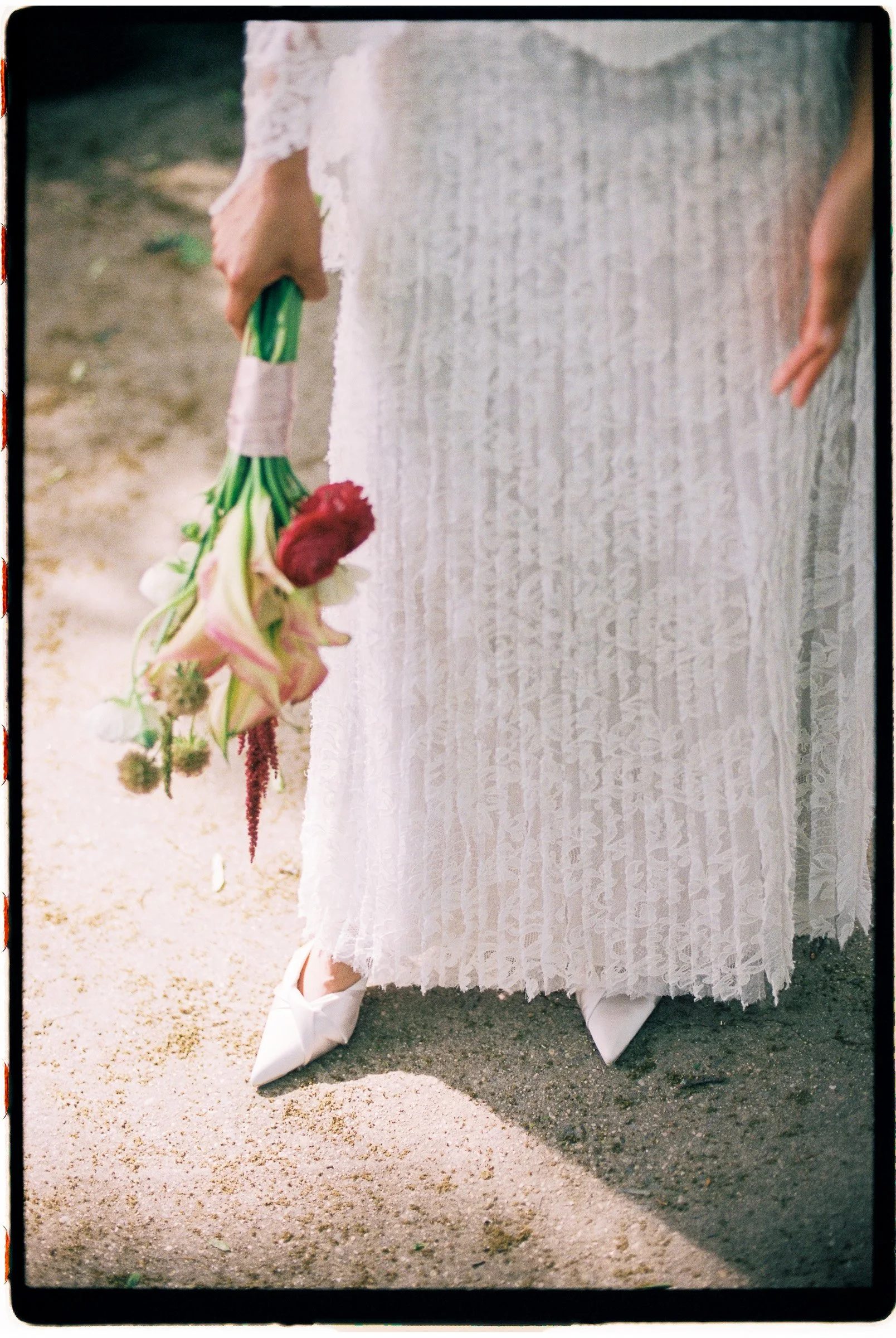 New-york-city-wedding-photographer-river-cafe-first-look-4.jpg