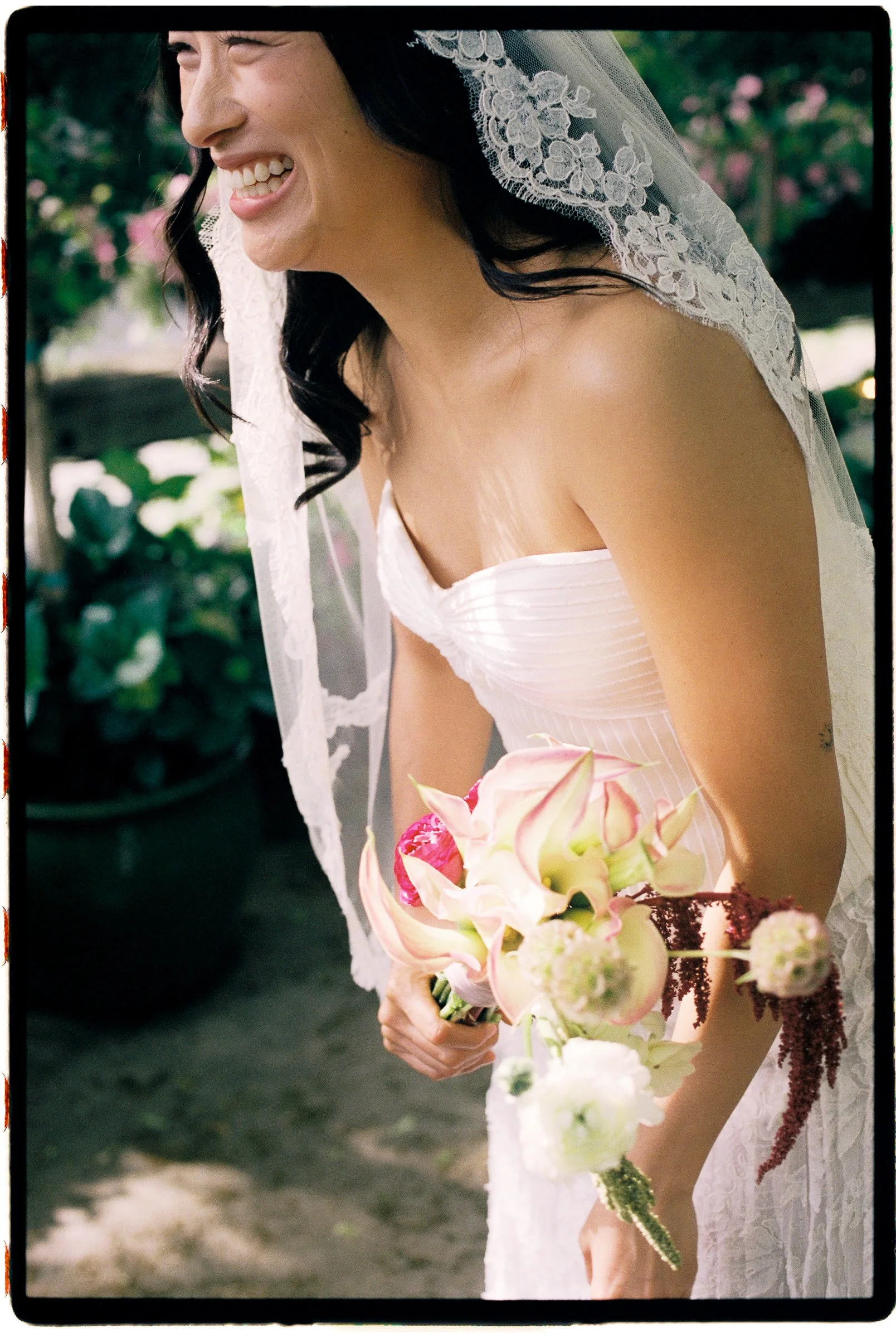 New-york-city-wedding-photographer-river-cafe-first-look-7.jpg