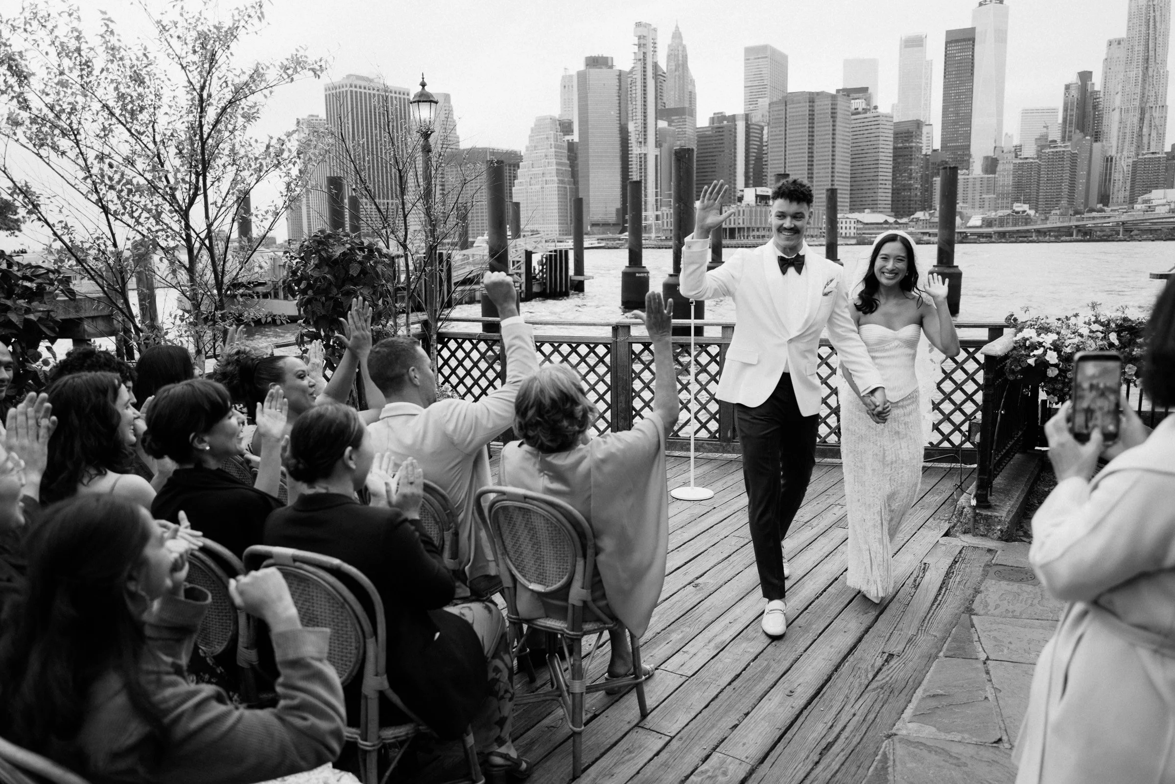 New-york-city-wedding-photographer-river-cafe-documentary-wedding-photographer-williamsburg-6.jpg