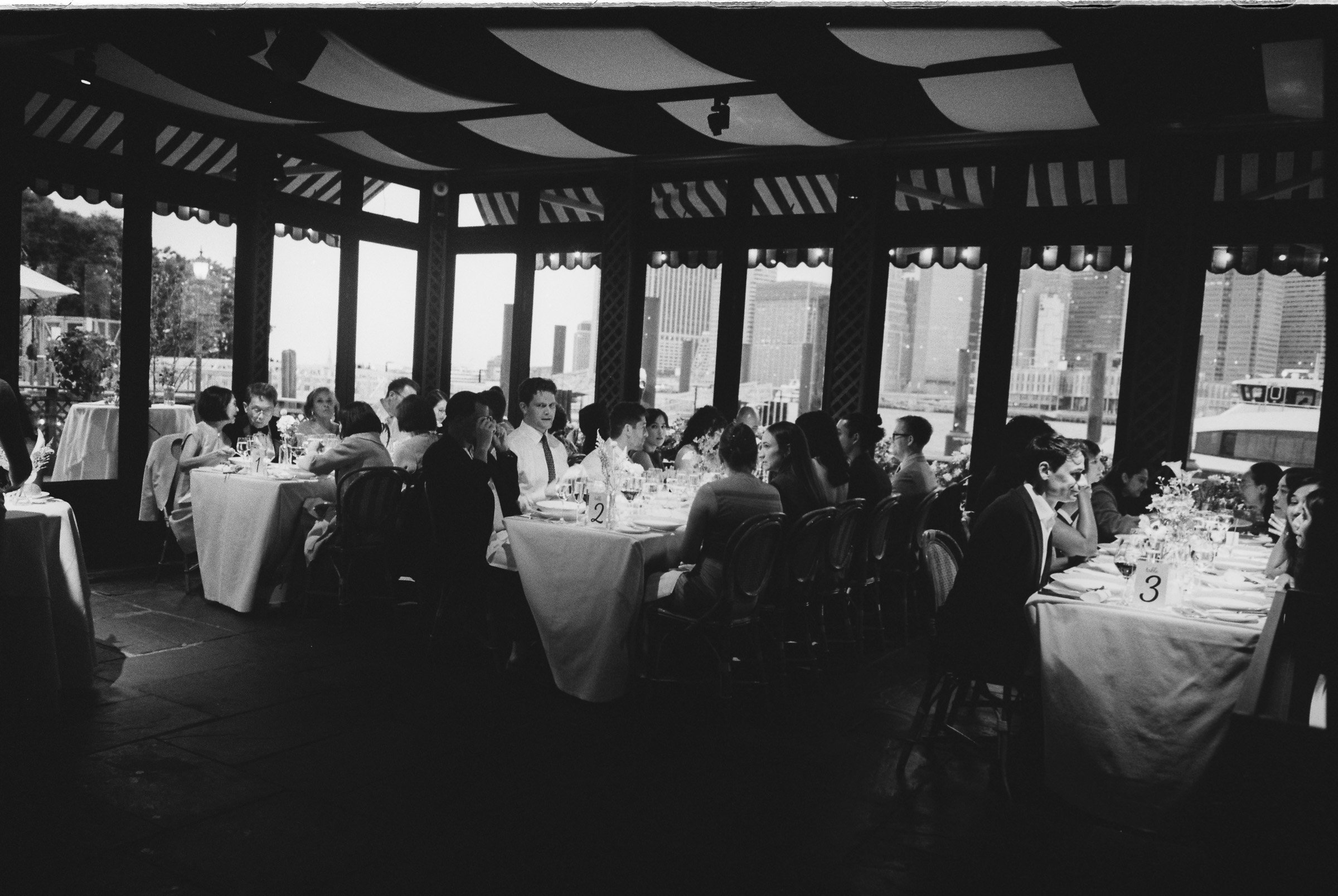 New-york-city-wedding-photographer-river-cafe-documentary-wedding-photographer-Reception-5.jpg