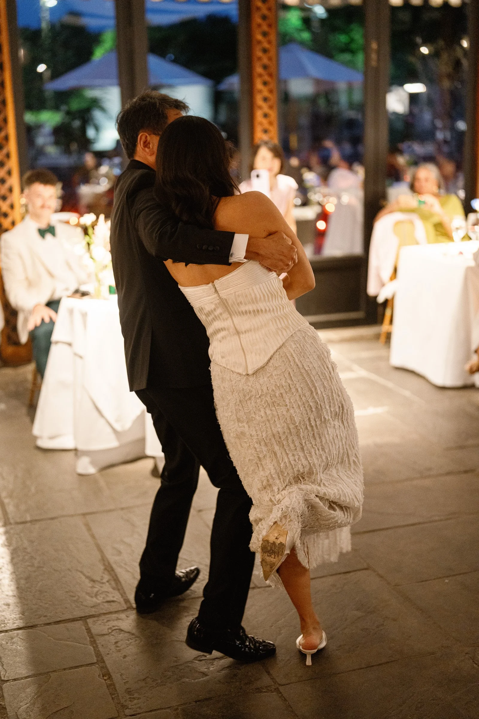 New-york-city-wedding-photographer-river-cafe-documentary-wedding-photographer-Reception-10.jpg
