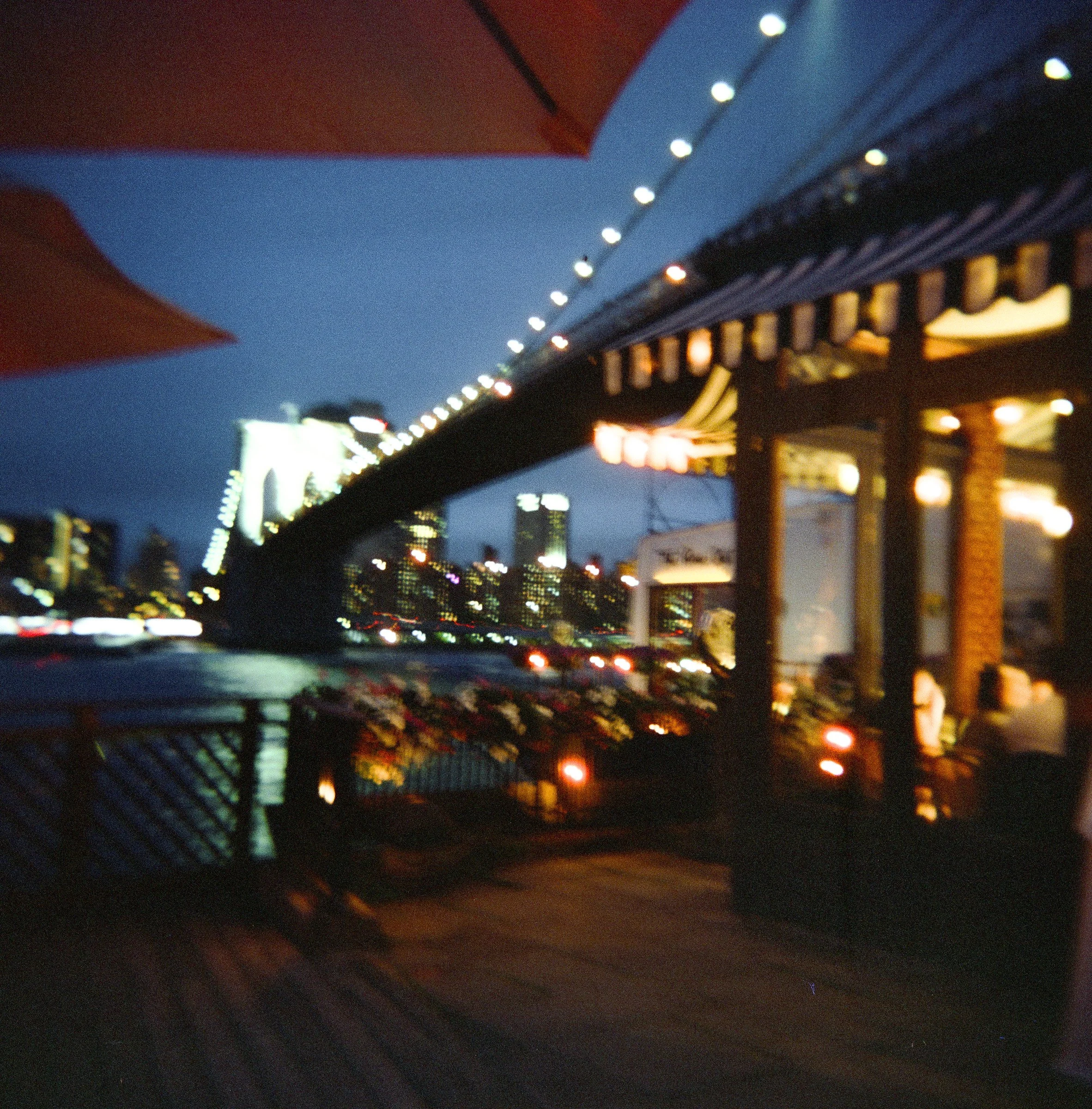 New-york-city-wedding-photographer-river-cafe-documentary-wedding-photographer-Reception-12.jpg
