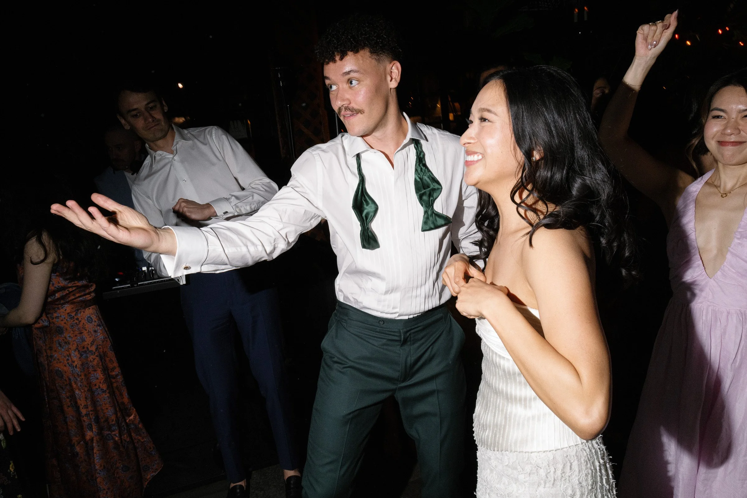 New-york-city-wedding-photographer-river-cafe-documentary-wedding-photographer-Reception-1-2.jpg