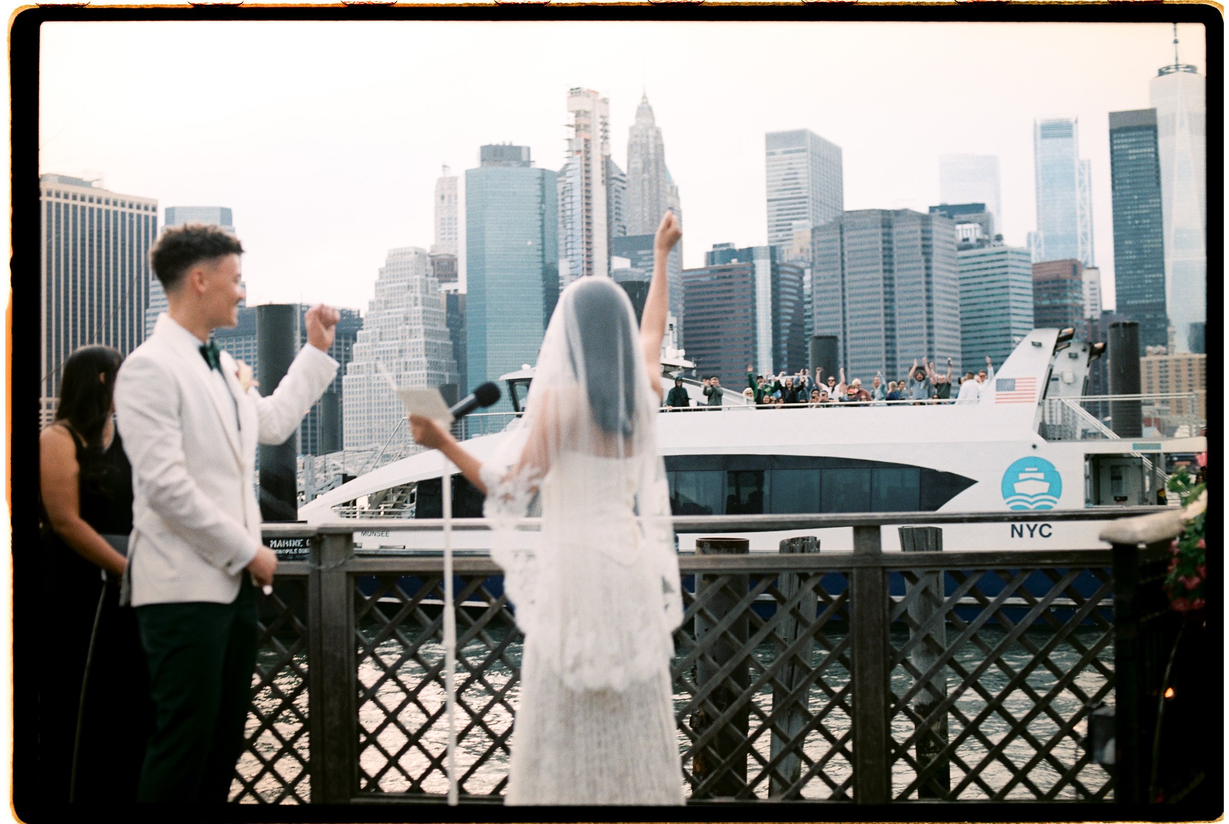 New-york-city-wedding-photographer-river-cafe-documentary-wedding-photographer-williamsburg-5.jpg