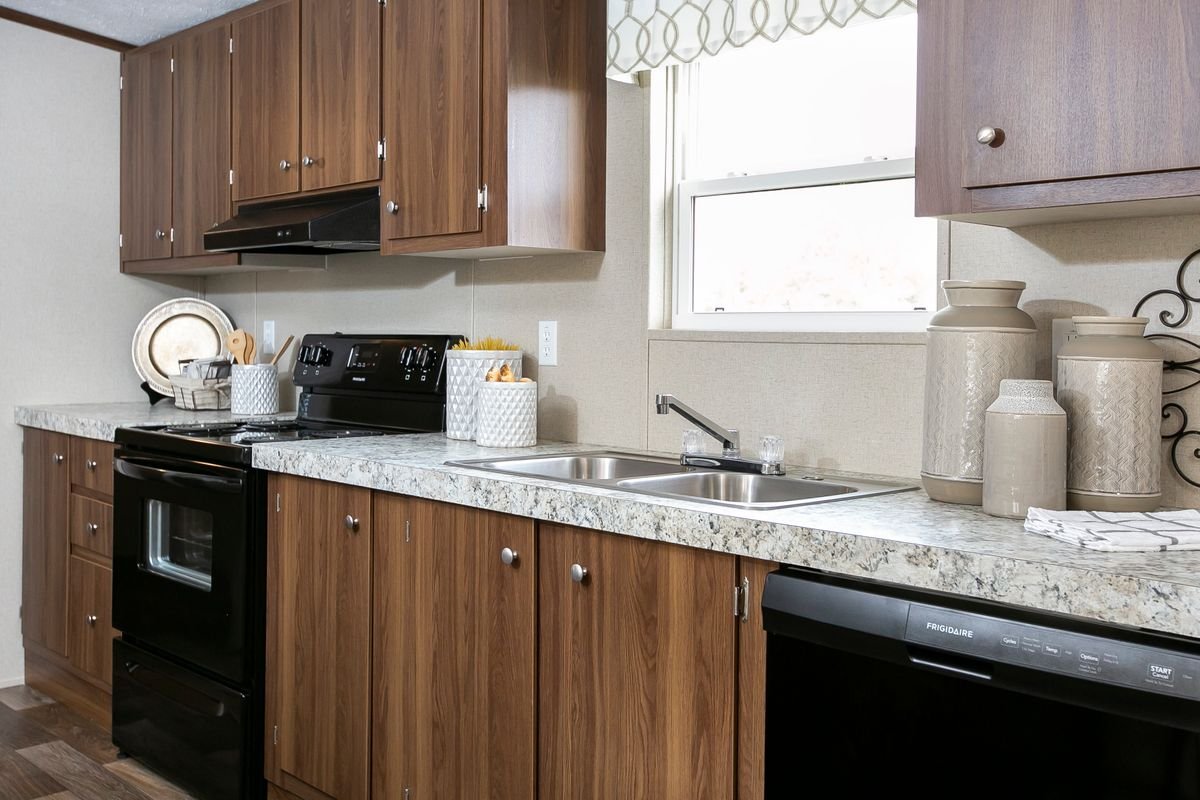 Kitchen
*model on lot may vary