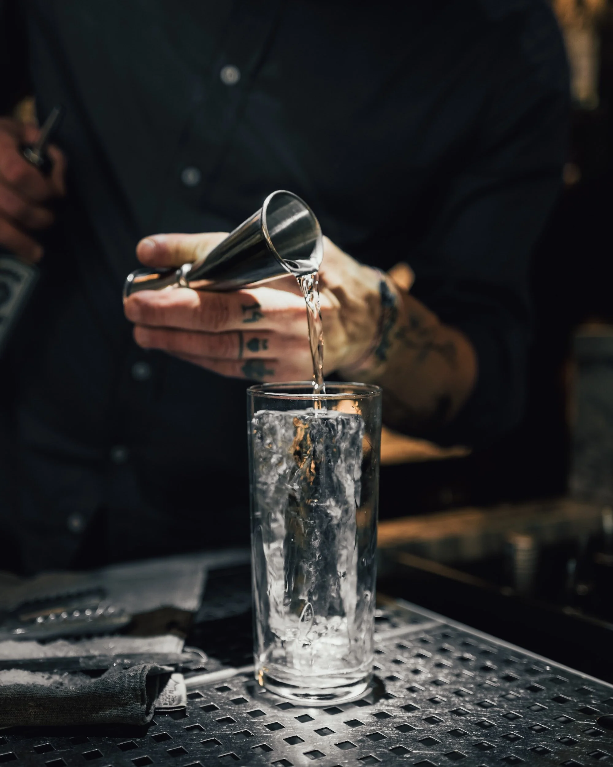 5 Signs You’re Not a Bartender