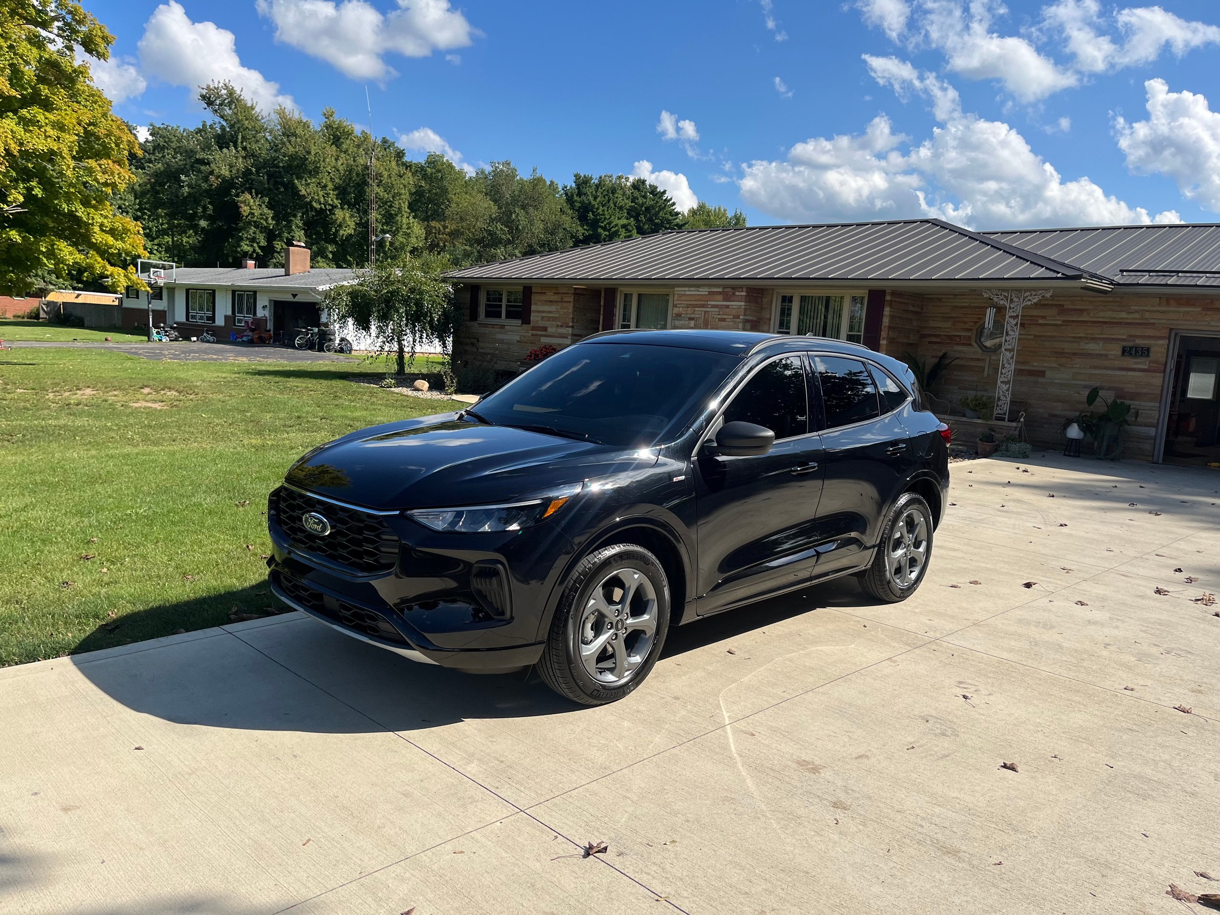SUV Tinted Dark with GeoShield C2 Carbon