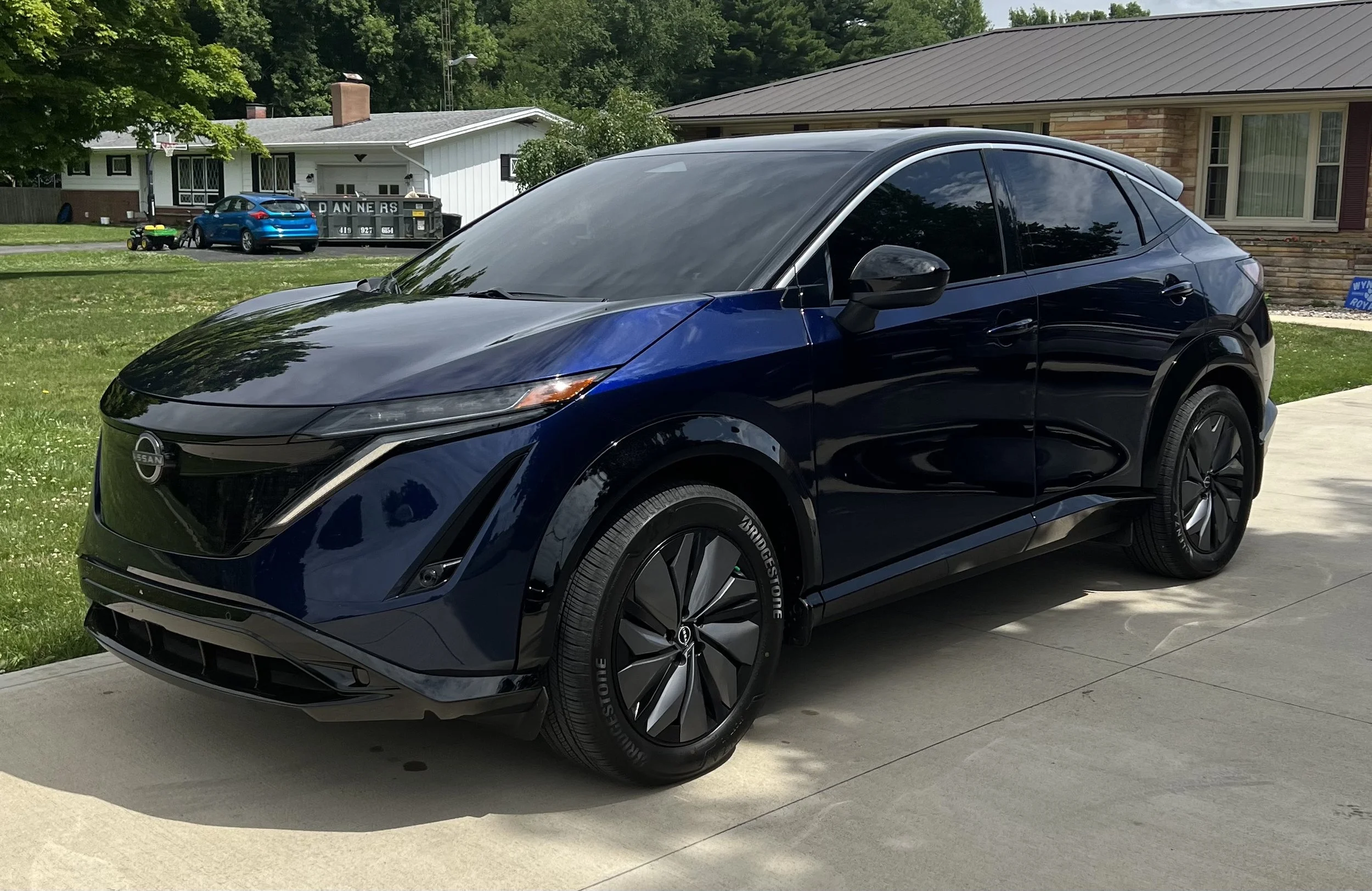 Dark Blue SUV Tinted With GeoShield Pro Nano Ceramic