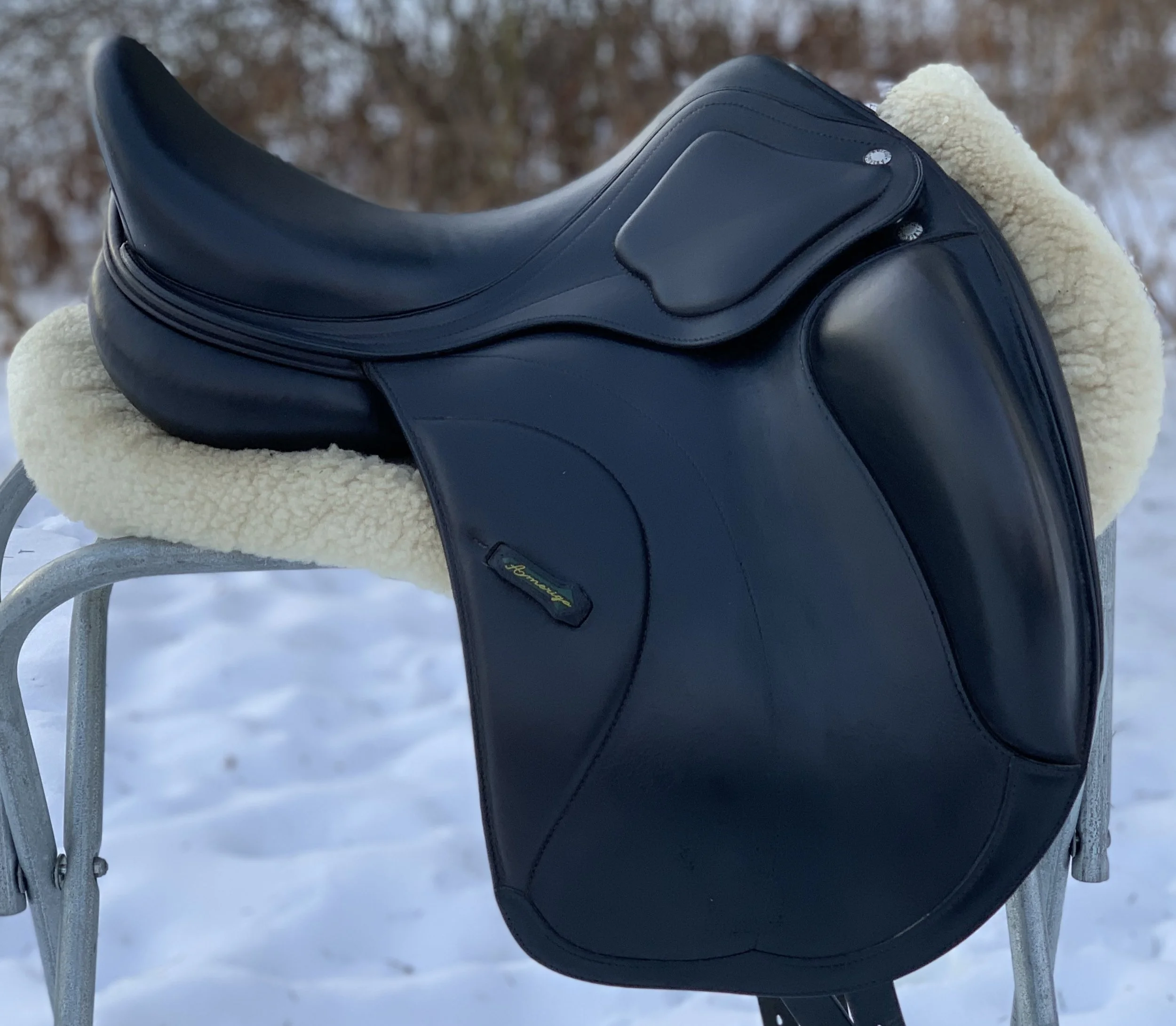 Amerigo Classic Siena 17" +1.5 MW Monoflap Dressage