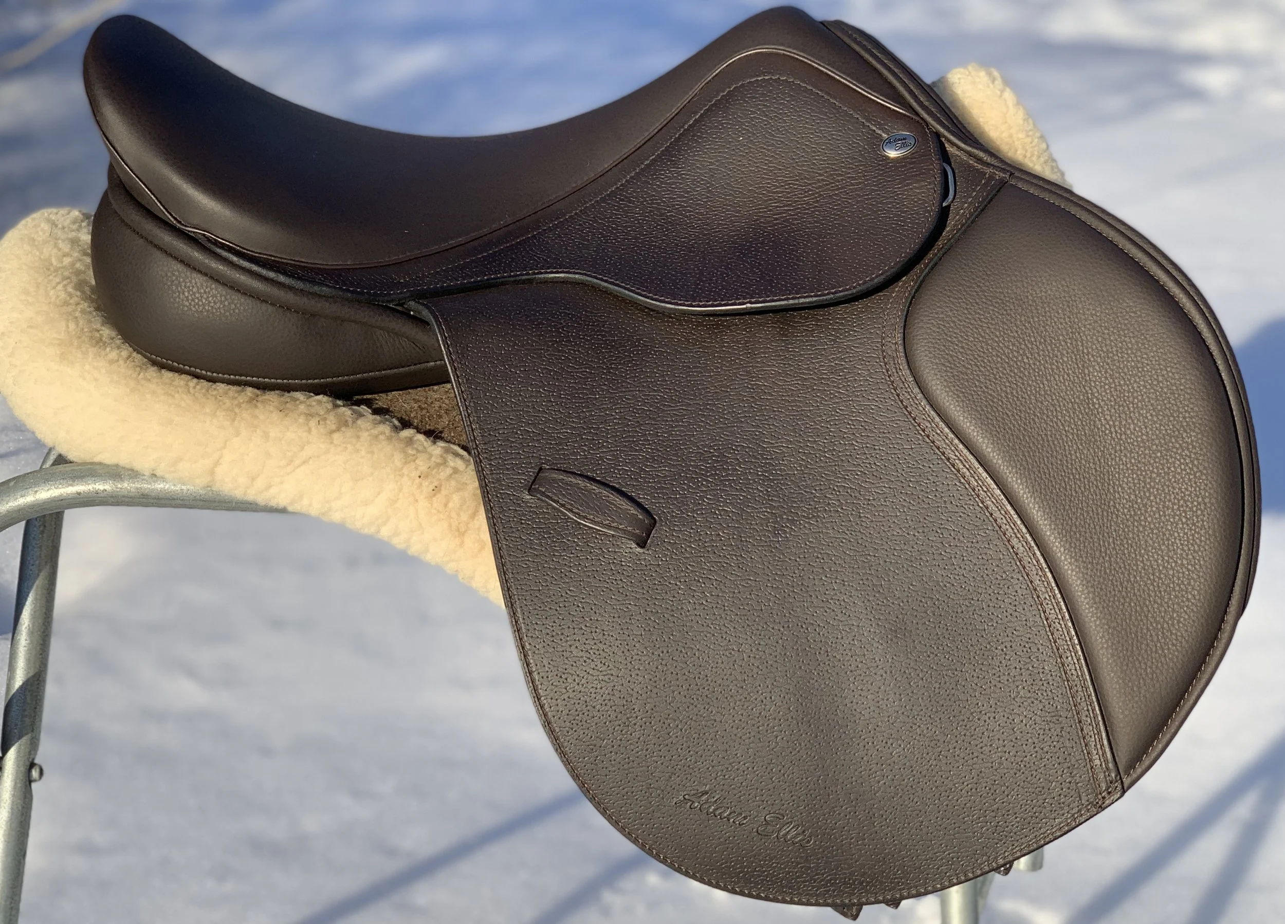 Adam Ellis Harrier 17.5" MW Jump