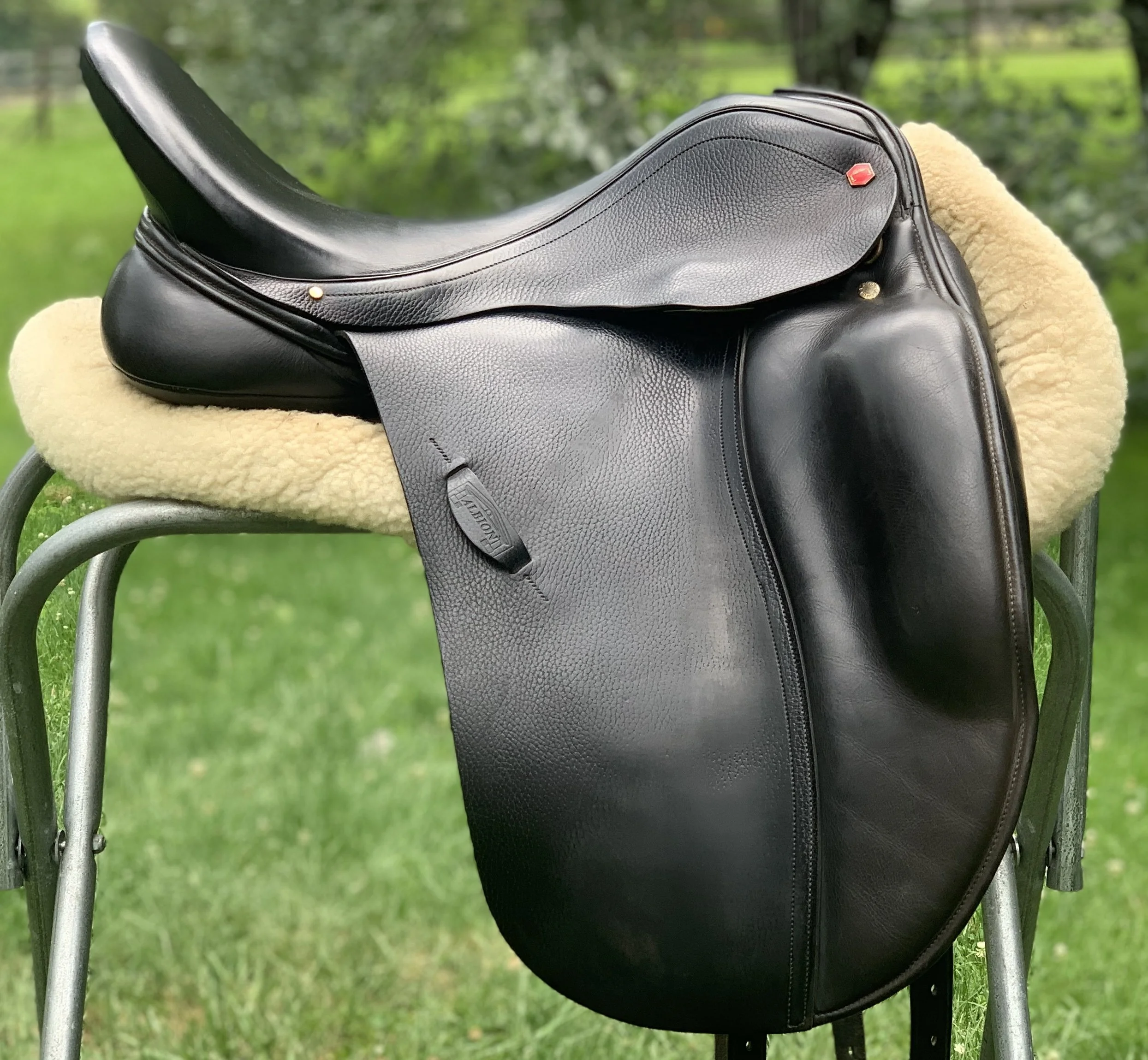 Albion SLK Ultima 17.5" W Dressage