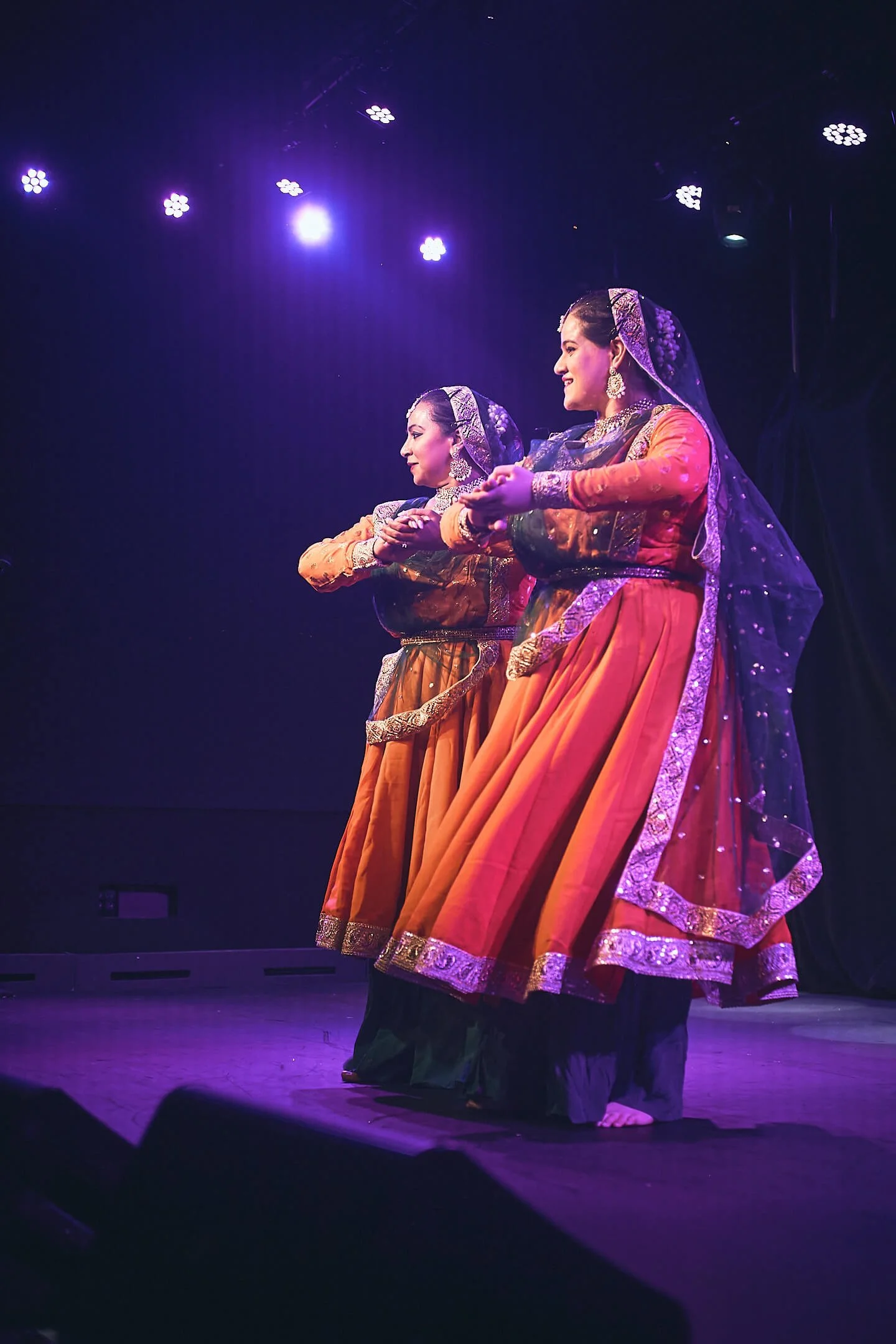 kathak-annual-student-showcase-alpha-wave-studios-whippany-nj-FujiFilm-XPRO2-2116-35-mm-2025-05-11.jpg