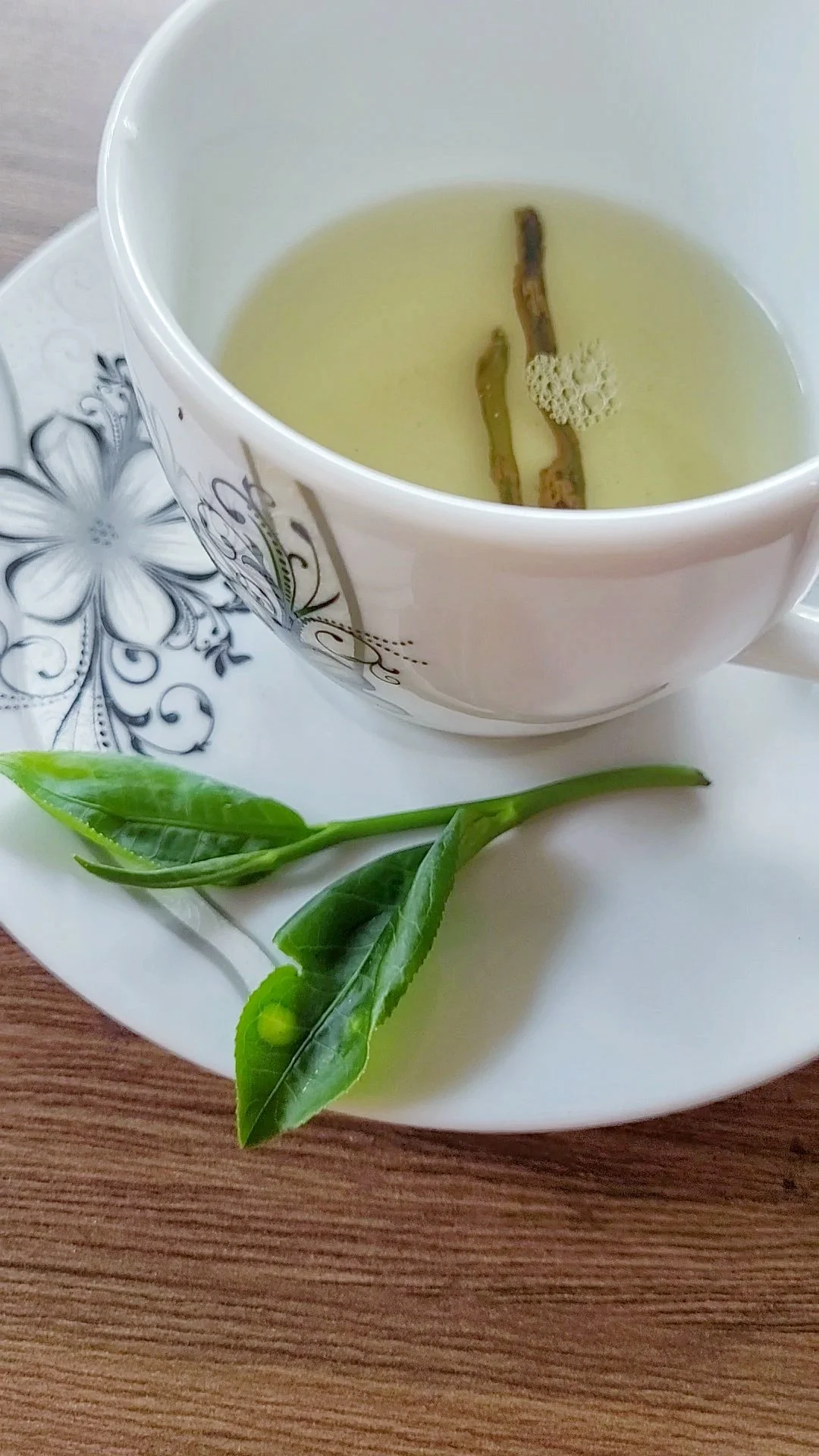 Weißer Tee mit Zimt