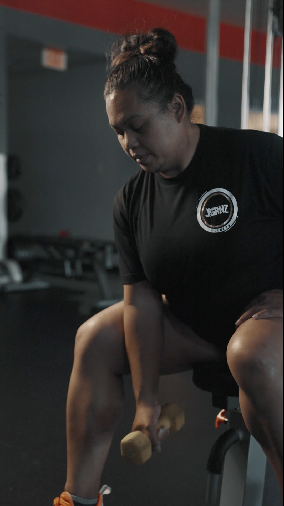 Screen Shot Sovan single armBicep curls.png