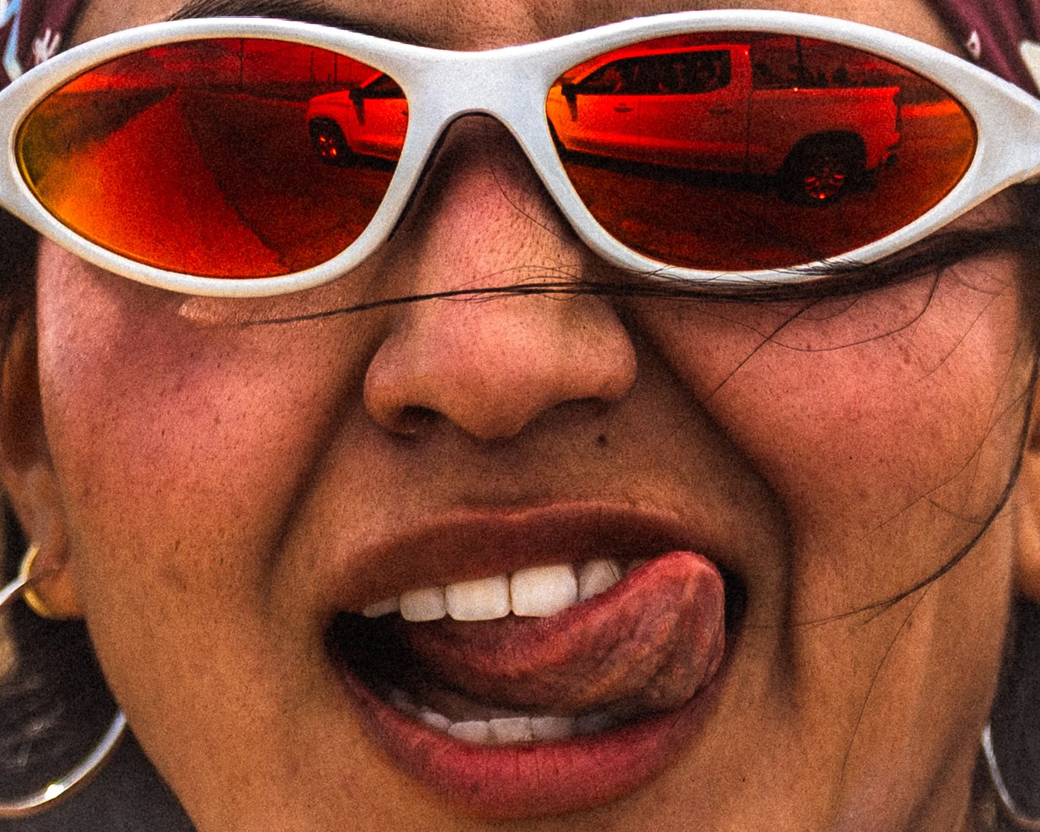 Female athlete portrait wearing sunglasses — Chicago sports photographer The Speed Project running photographer