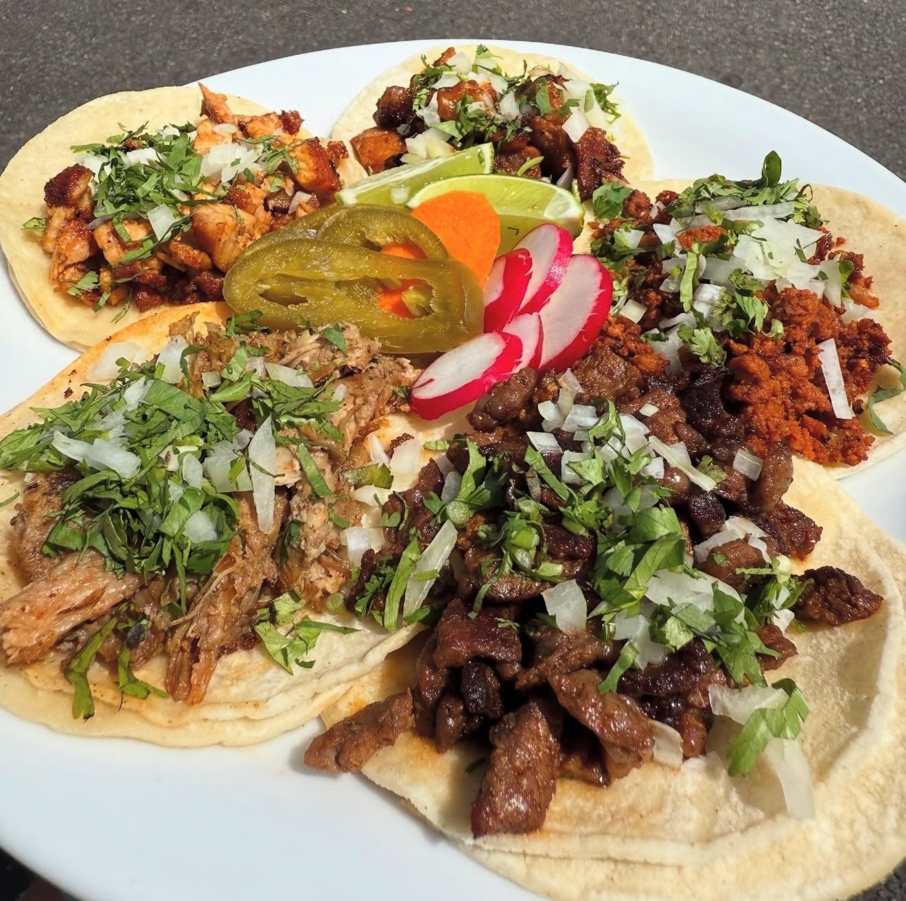 Only ✌🏽tacos, plissss! *adds a total of 5 😛

What&rsquo;s your go to taco order?