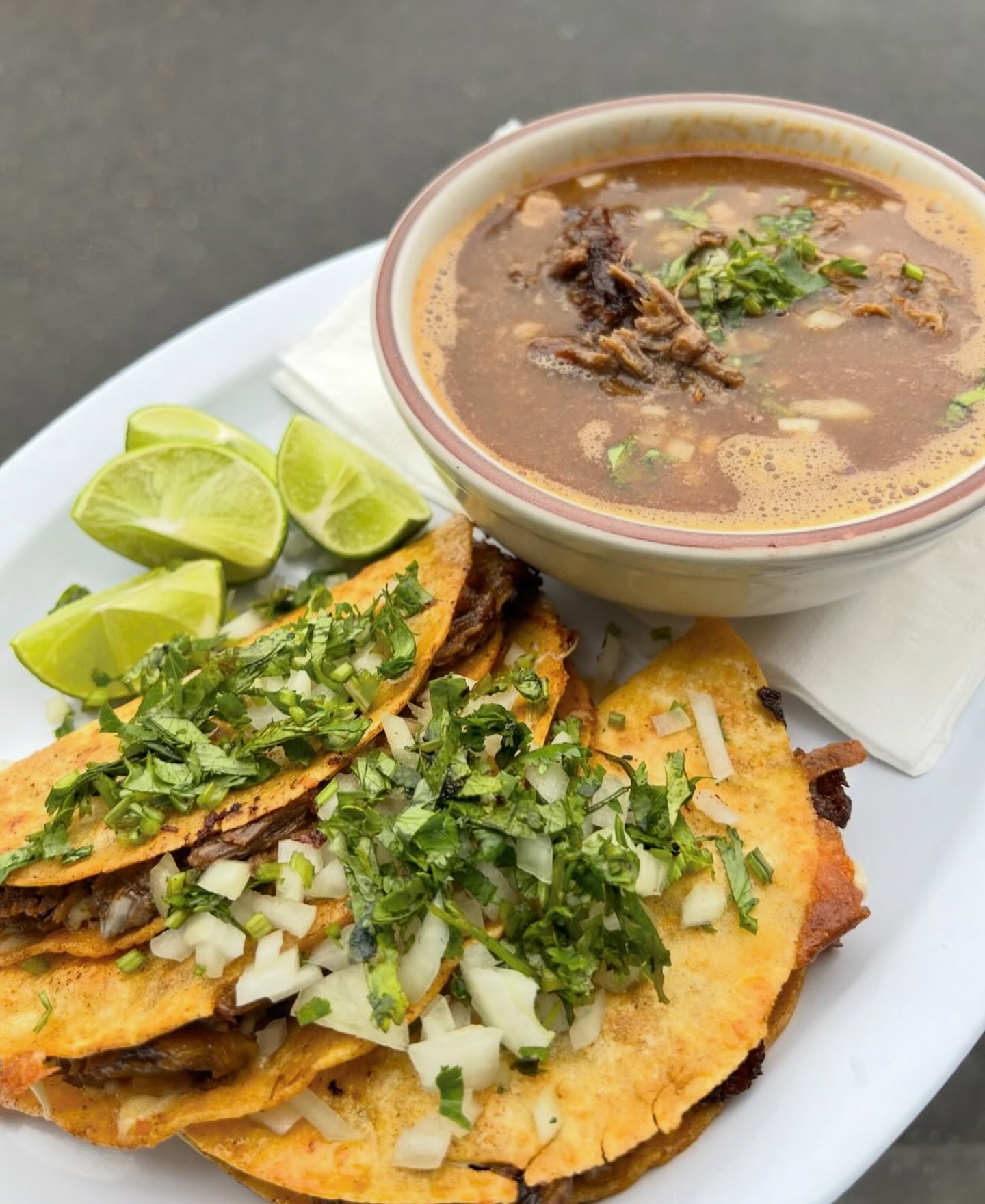 Rainy Thursdays call for one thing&hellip; Birria tacos 🌧️