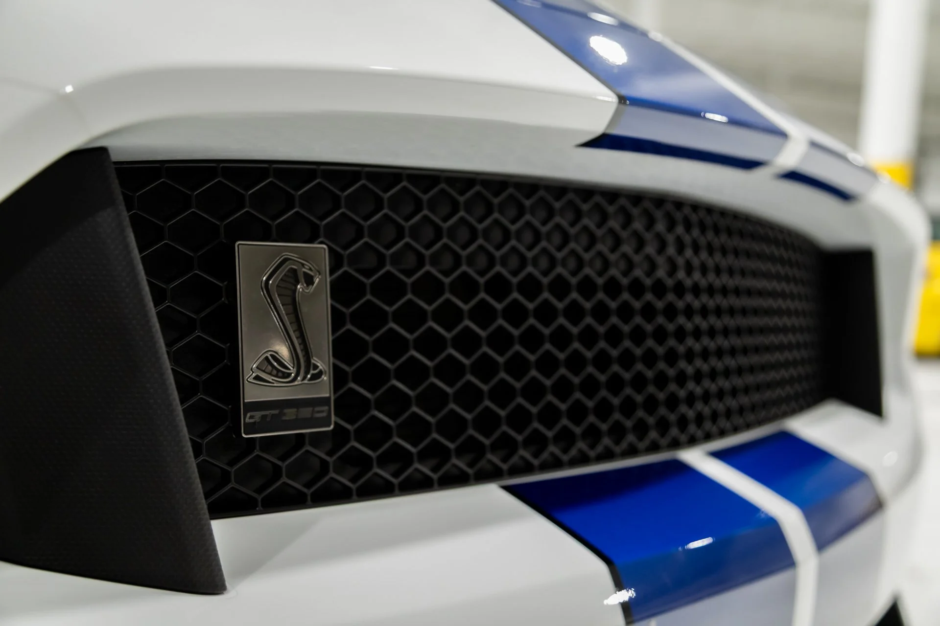 26_MWNY_2017-Ford-GT350-7307.jpg