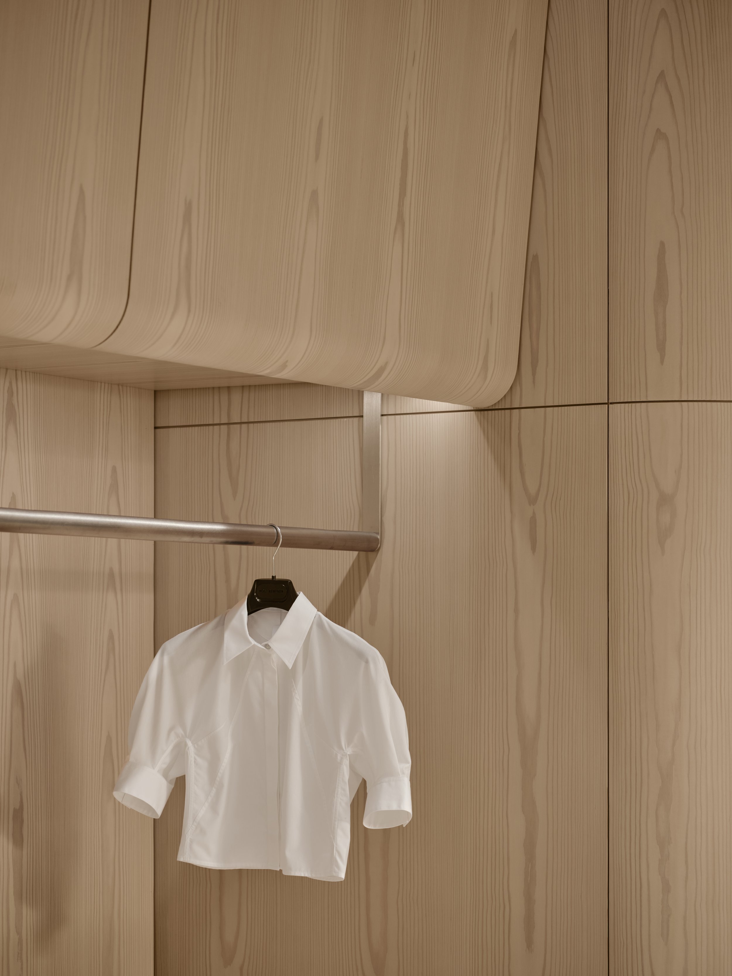 Studio Paolo Ferrari_Holt Renfrew Bloor 3F_ (41).jpg