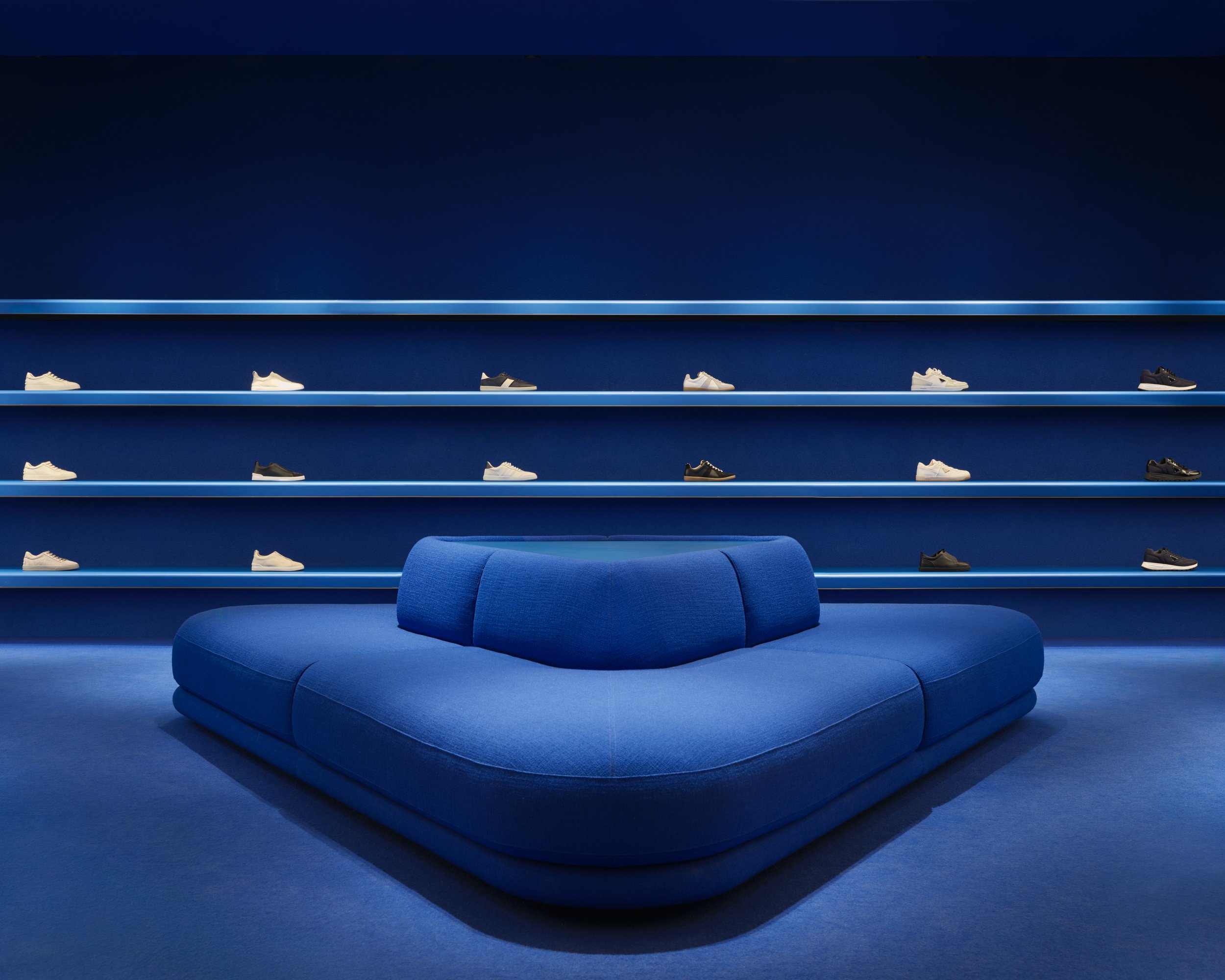Studio Paolo Ferrari_Holt Renfrew Bloor 3F_ (13).jpg