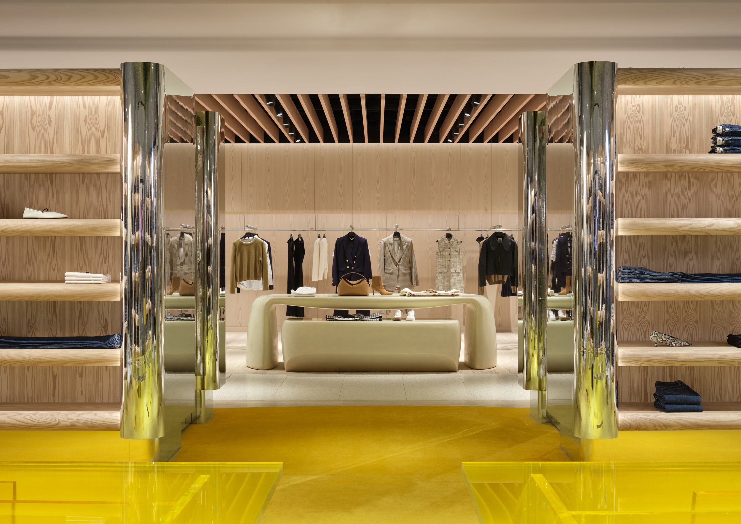 Studio Paolo Ferrari_Holt Renfrew Bloor 3F_ (31).jpg