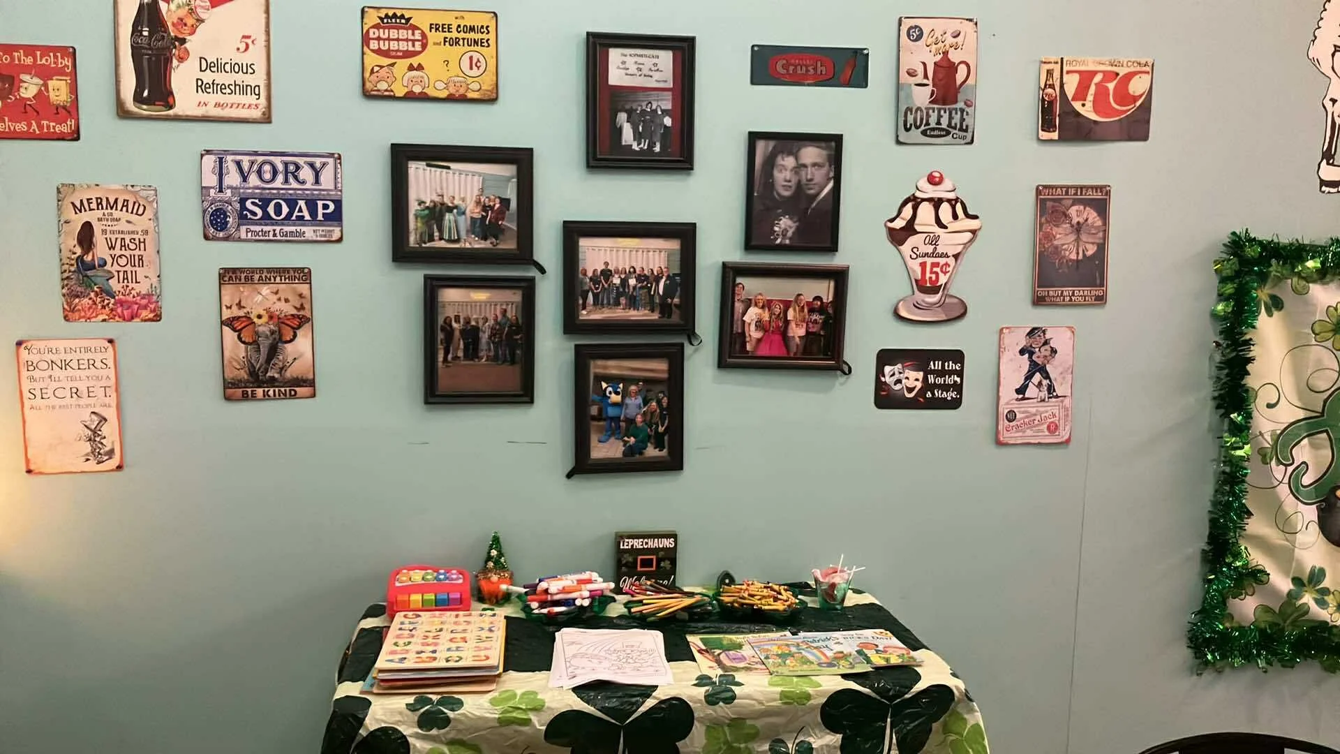 kids table st patrick's day.jpg